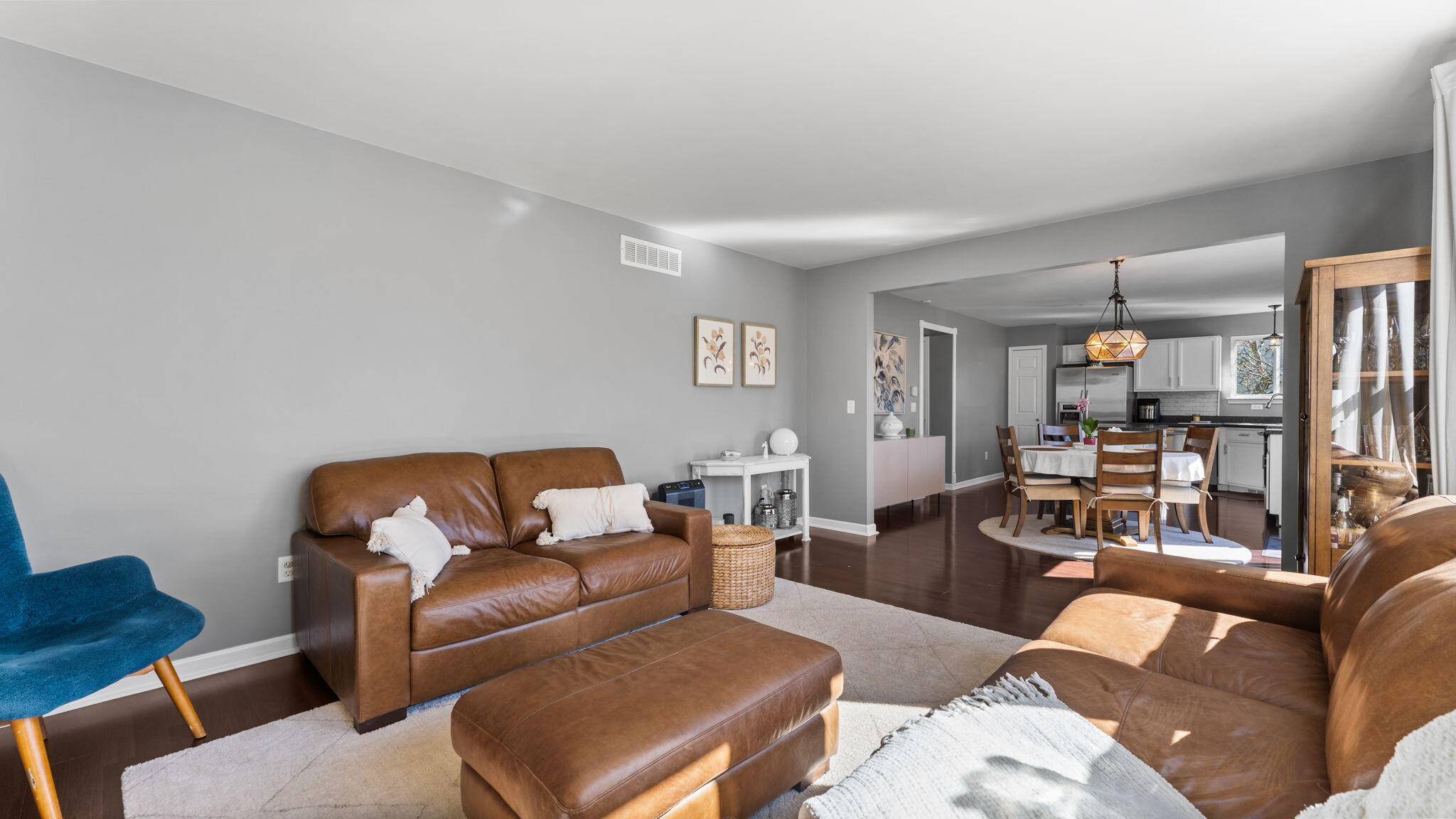 8842 Somerset Lane