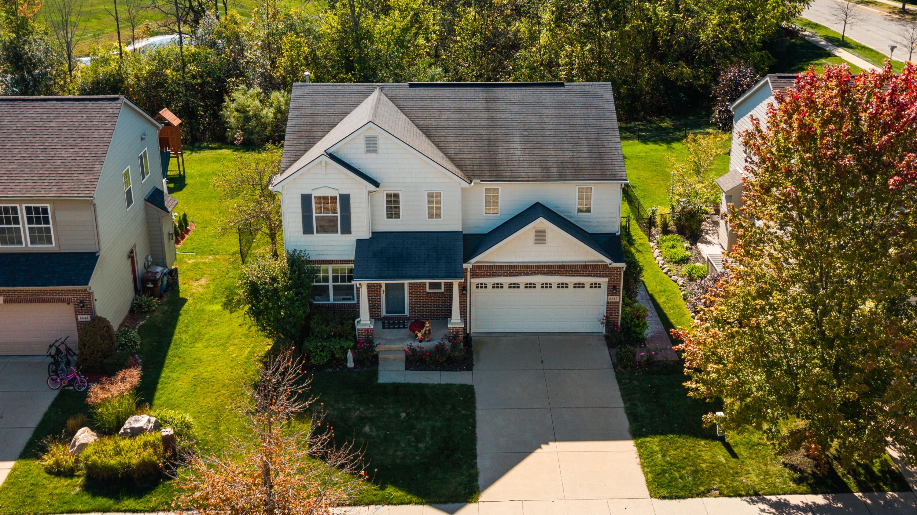 8842 Somerset Lane