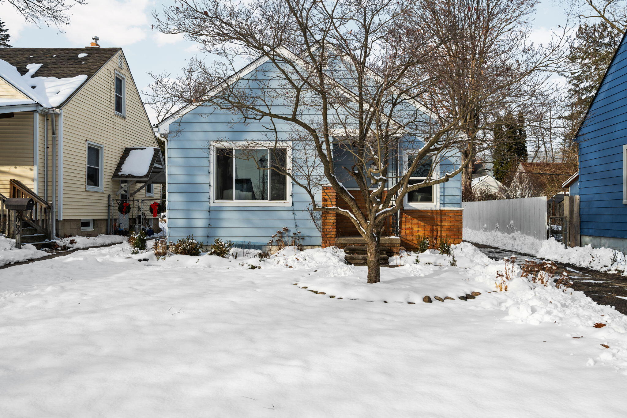 2054 McKinley Avenue