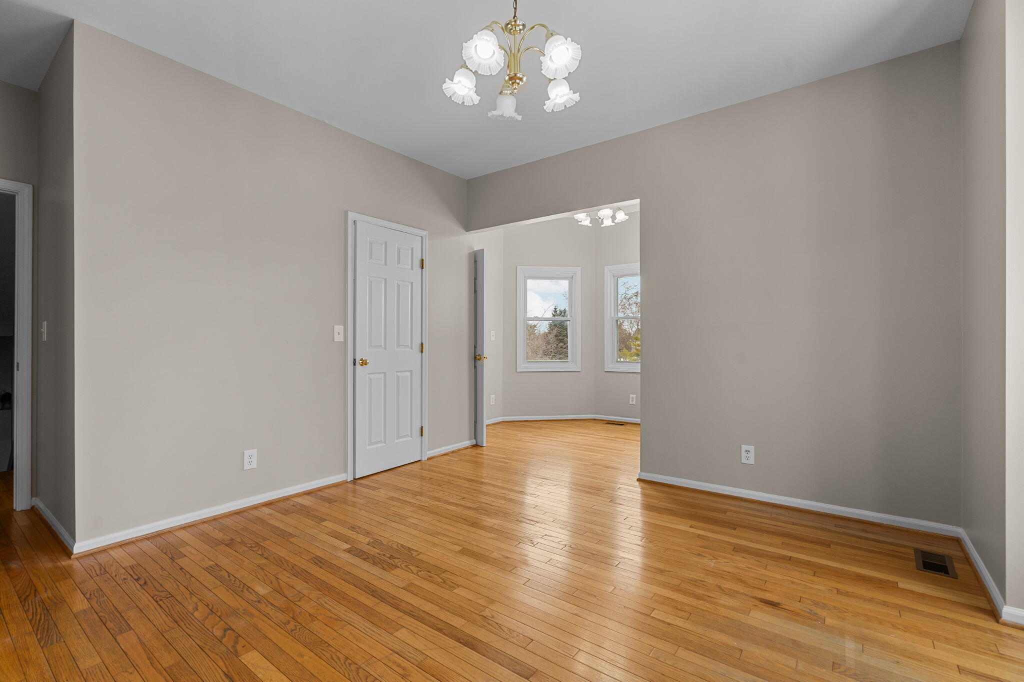 5971 Creekview Court