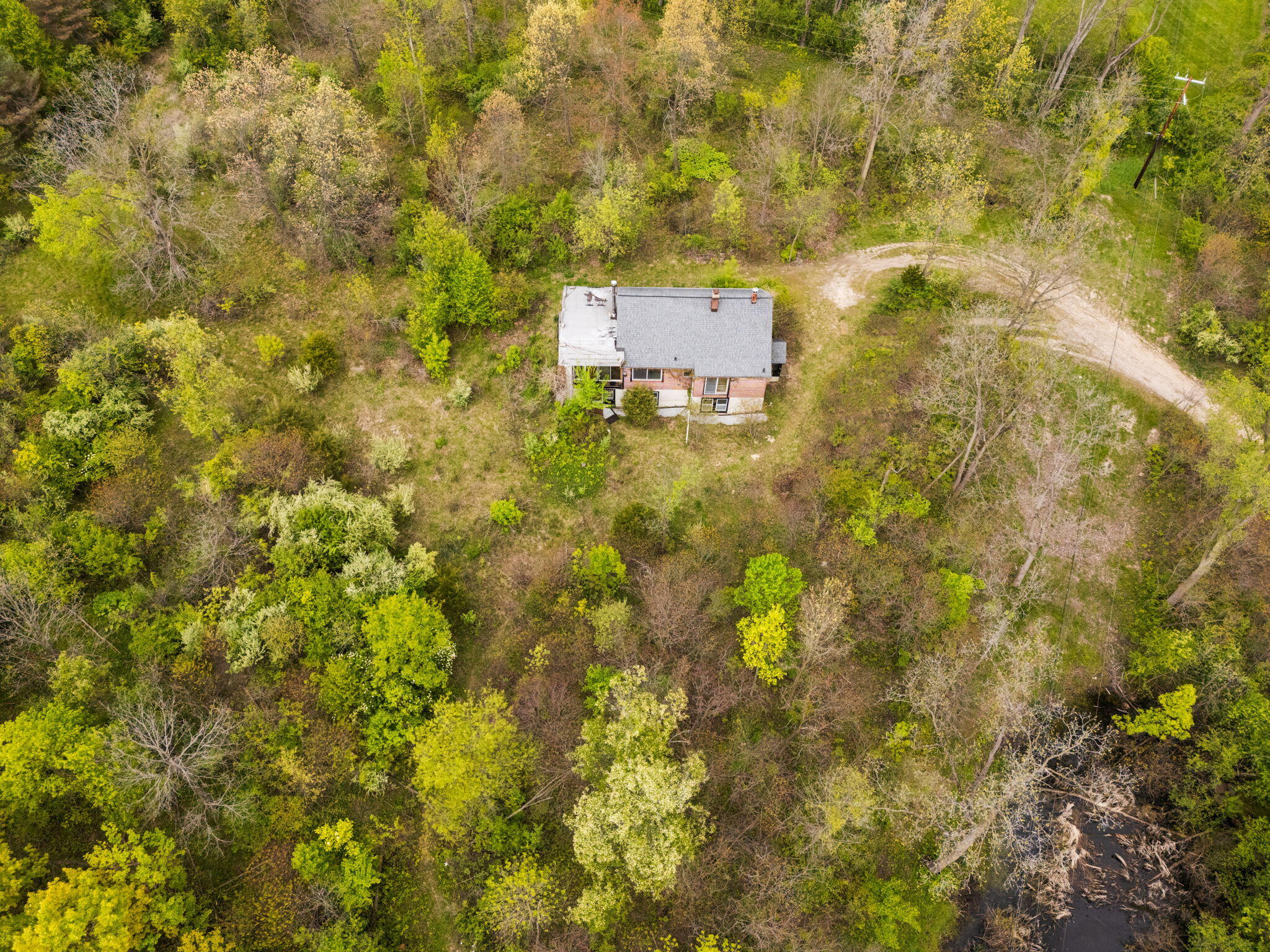 2203 Hickman Road