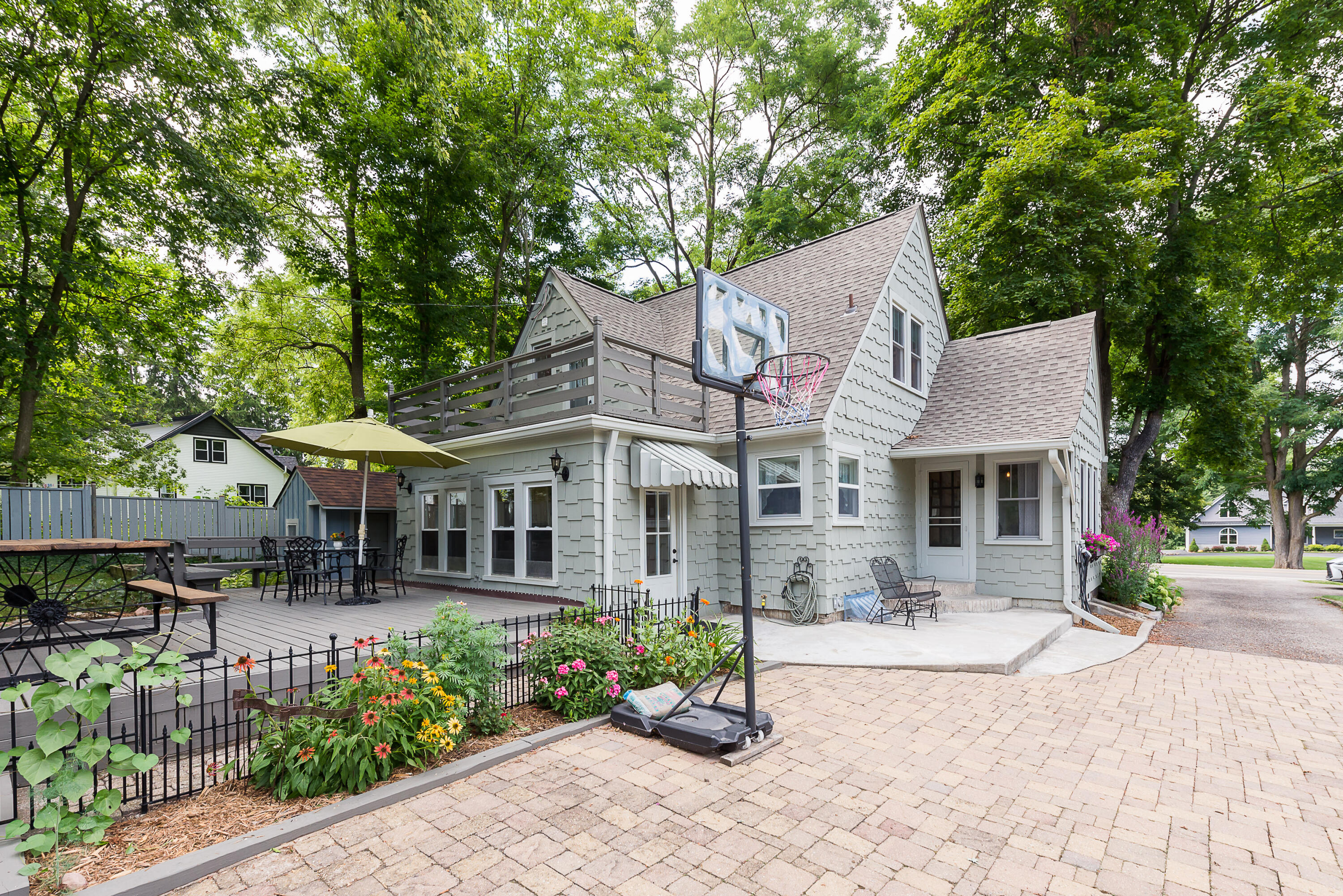 4951 W Liberty Road