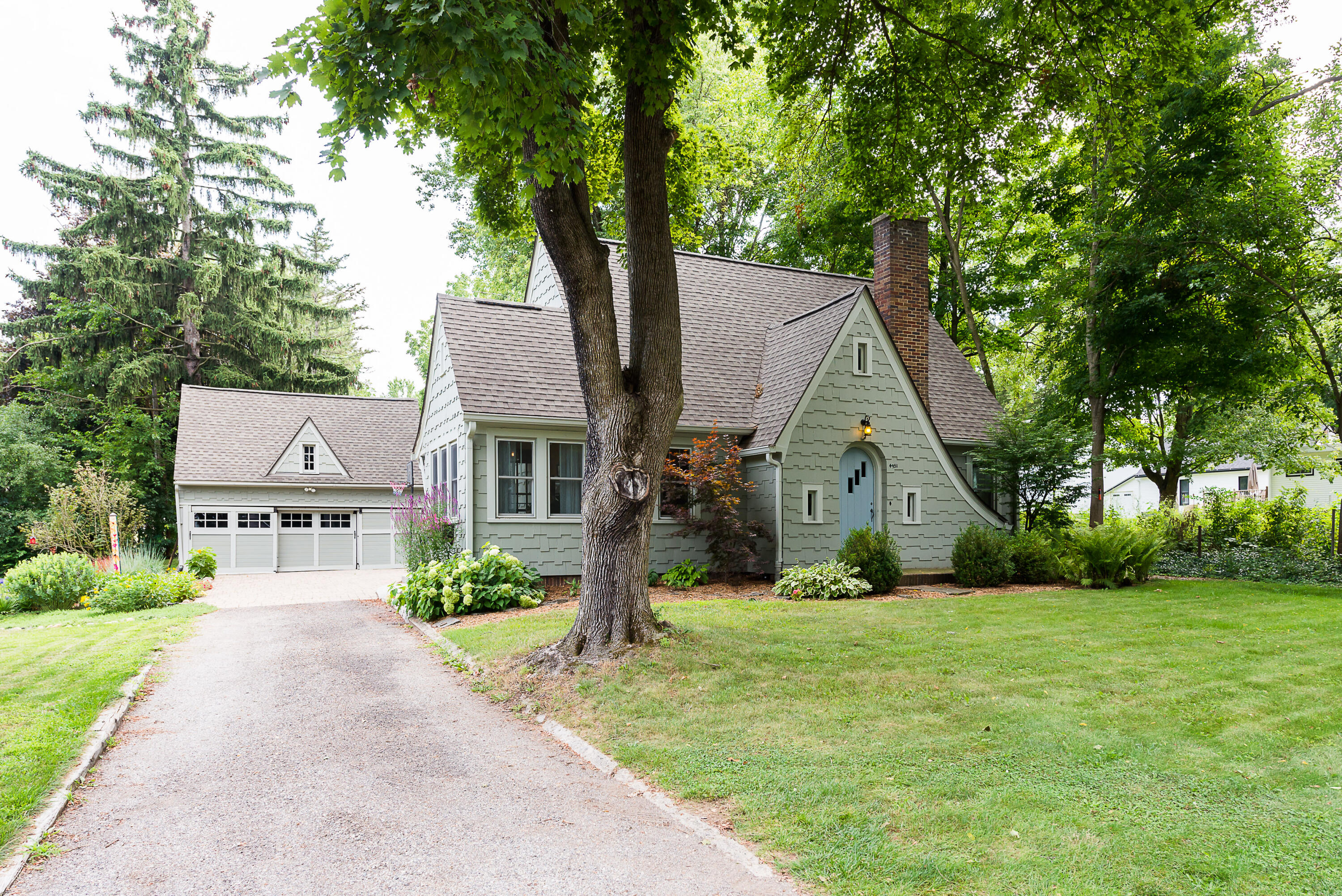 4951 W Liberty Road