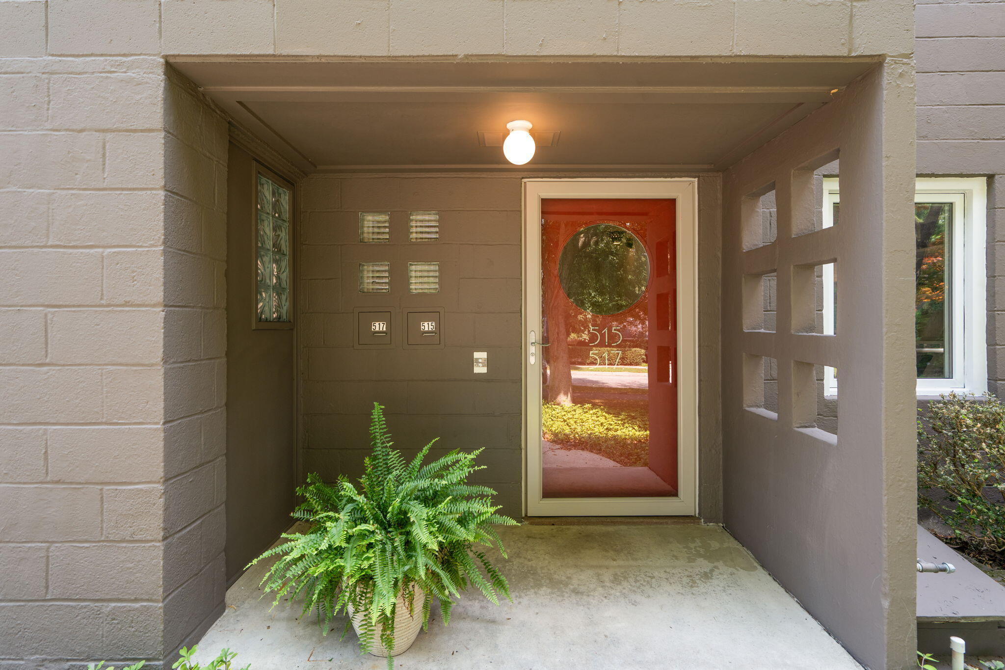 515 Oswego Street