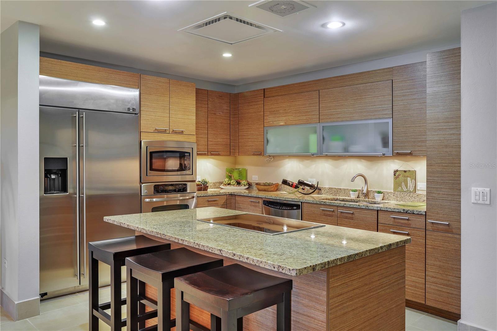 9172 LAS VERANDAS, BAHIA BEACH #9172