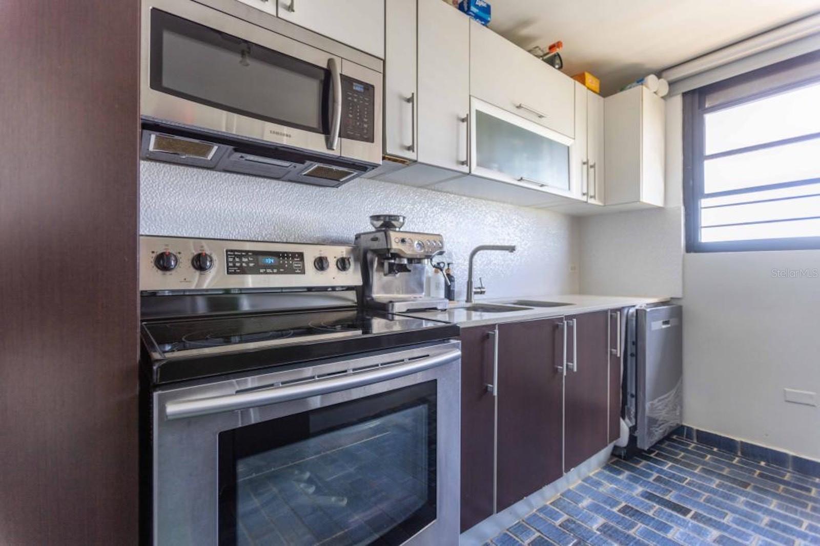 2306 CALLE LAUREL #APT 11B