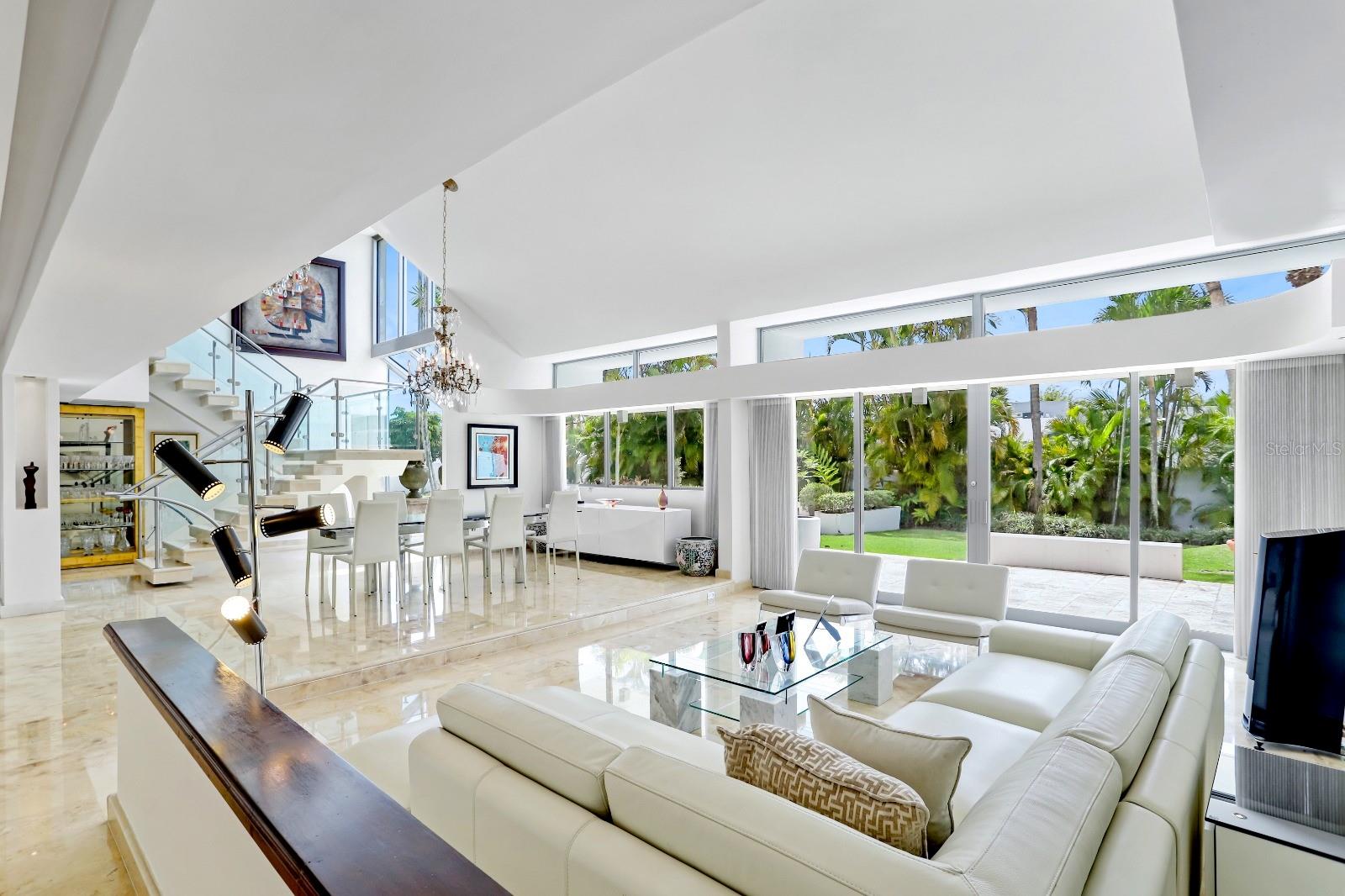 K-8 TERRACE ST., GARDEN HILLS