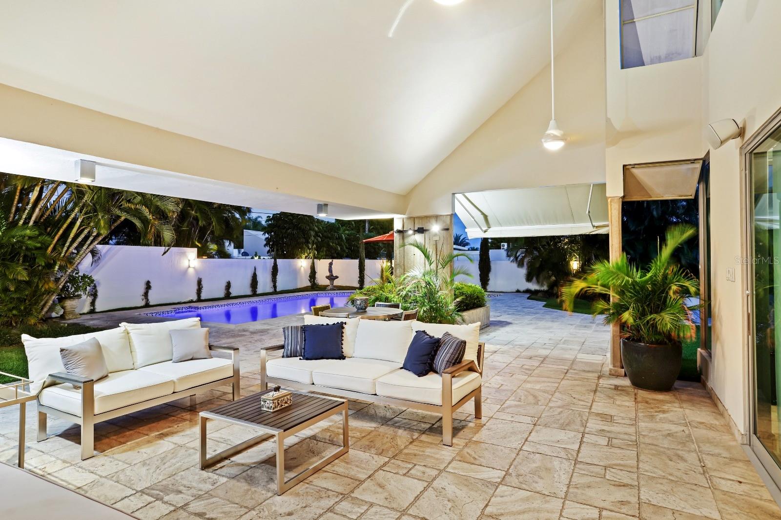 K-8 TERRACE ST., GARDEN HILLS