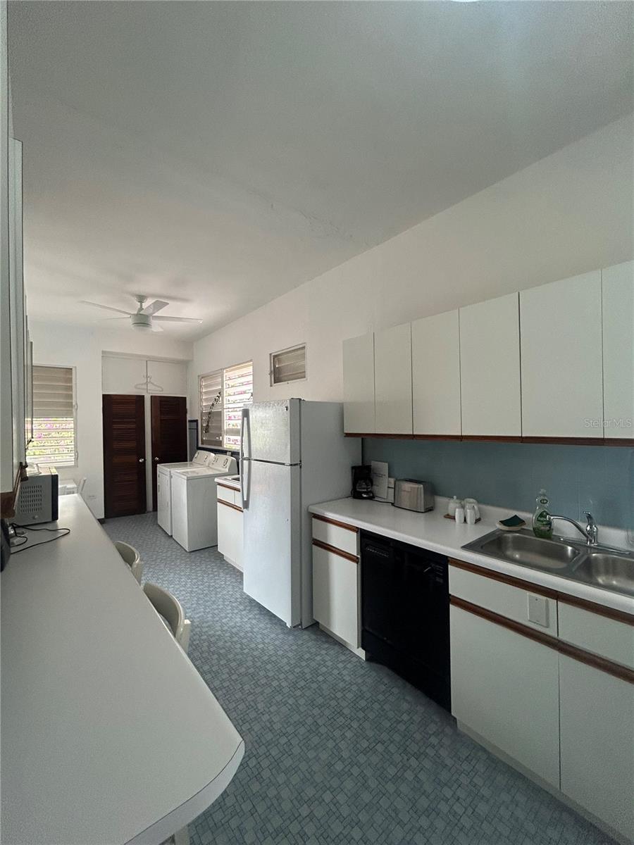 1510 CALLE MIRSONIA