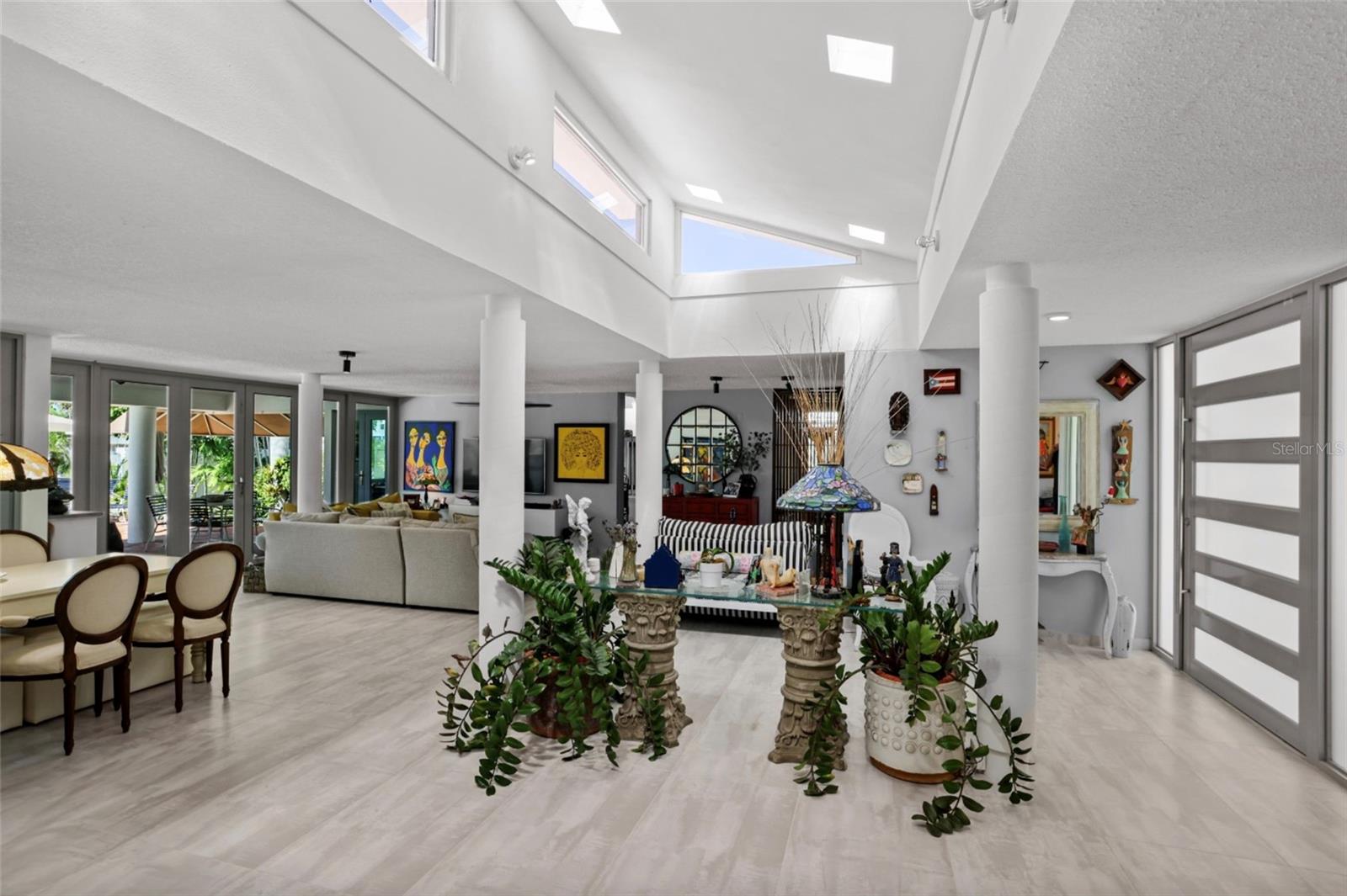 Calle Malaga E-17 VISTAMAR MARINA