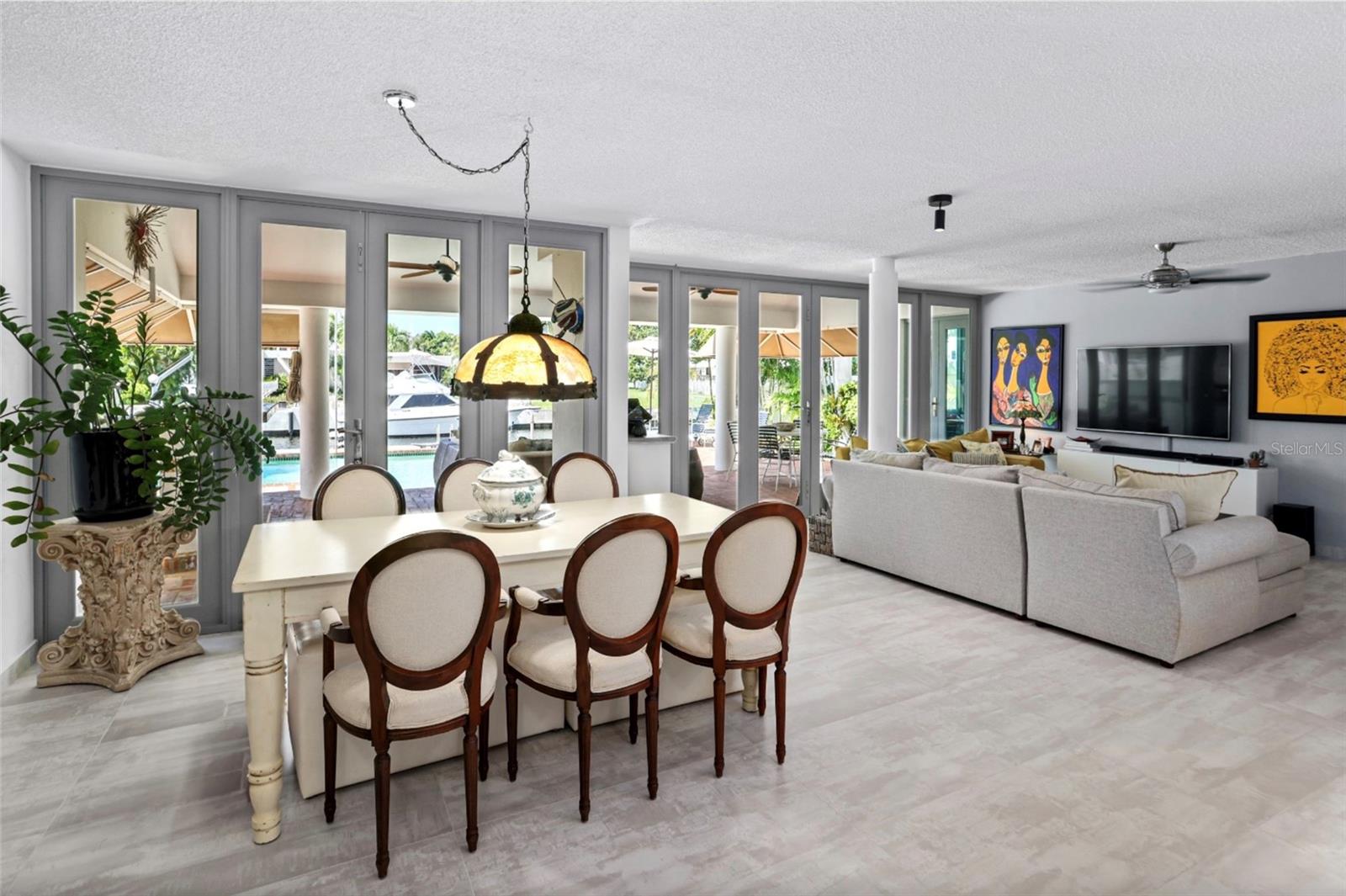 Calle Malaga E-17 VISTAMAR MARINA