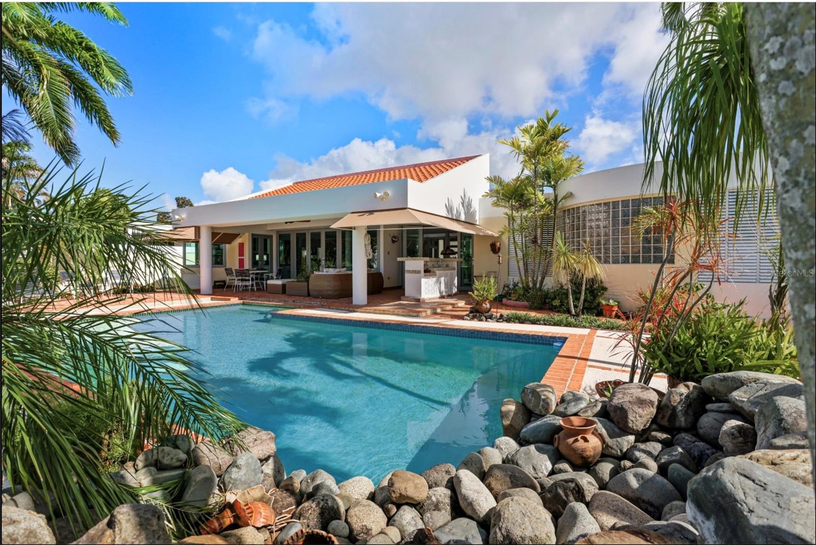 Calle Malaga E-17 VISTAMAR MARINA