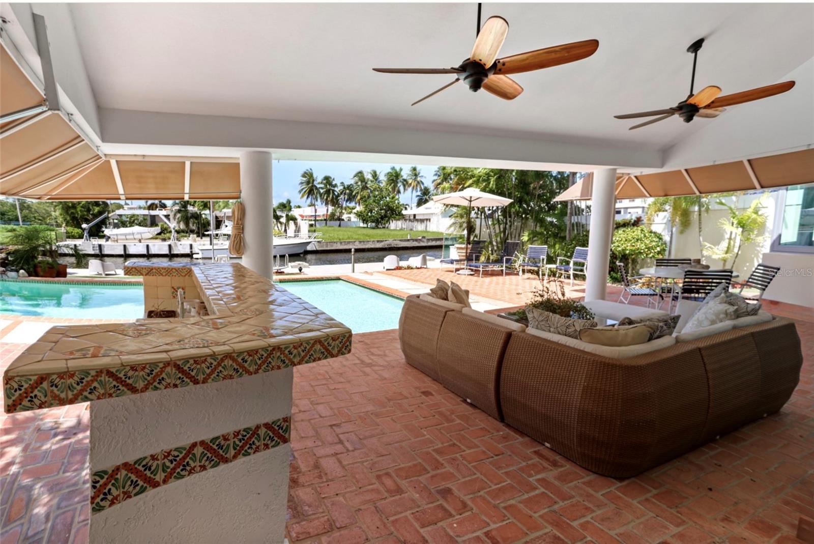 Calle Malaga E-17 VISTAMAR MARINA