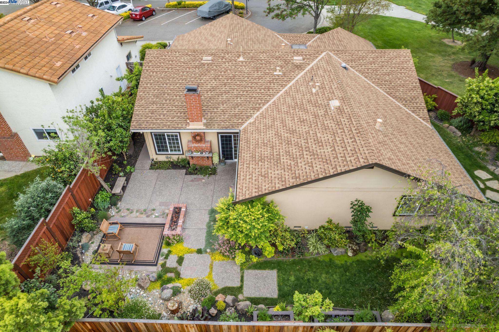 3299 Runnymede Ct