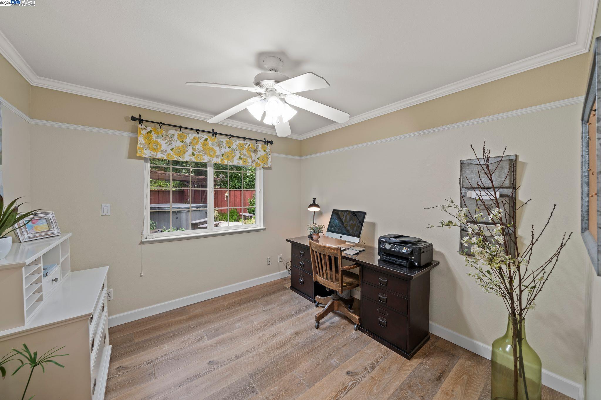 3299 Runnymede Ct