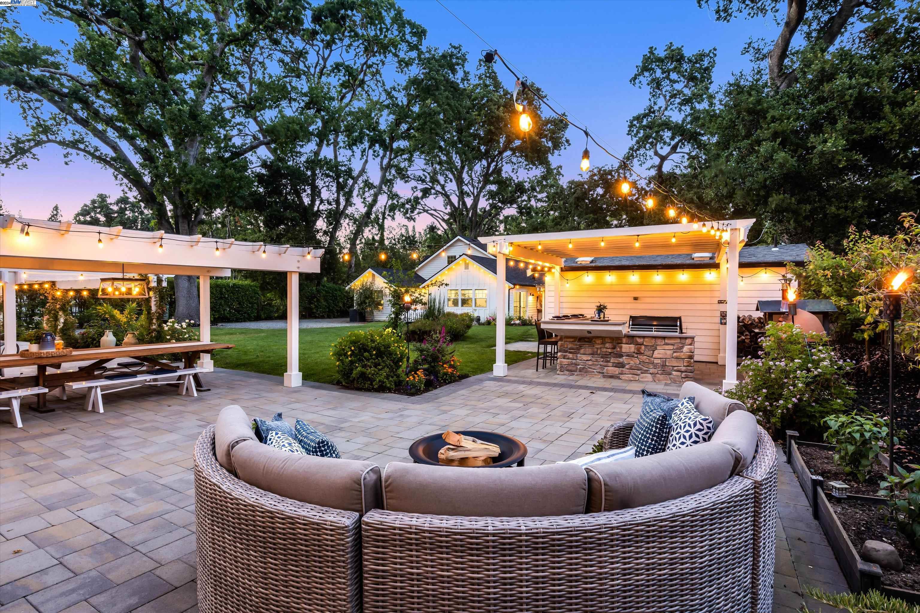 2727 Danville Blvd