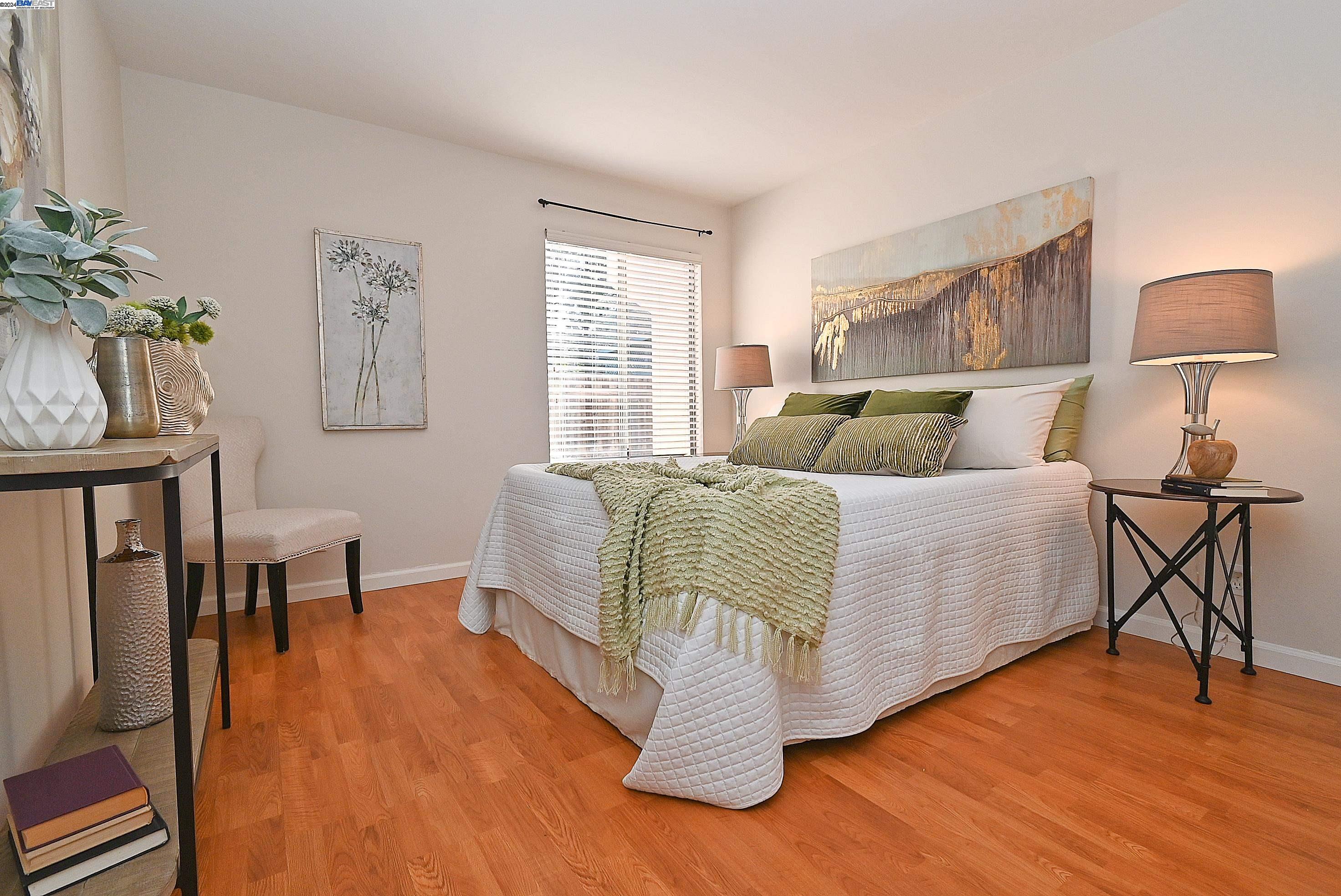 975 Murrieta Blvd # 25