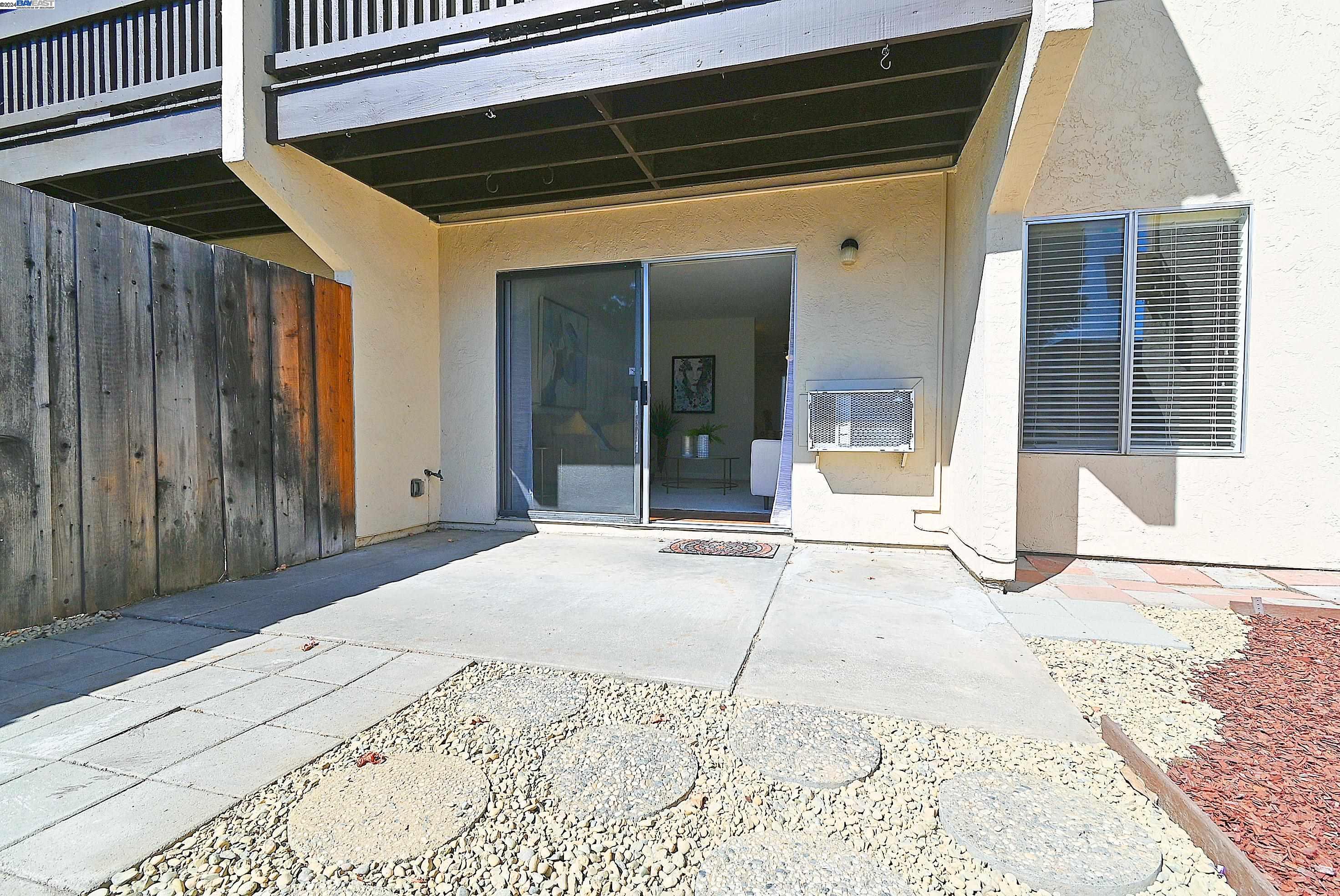 975 Murrieta Blvd # 25