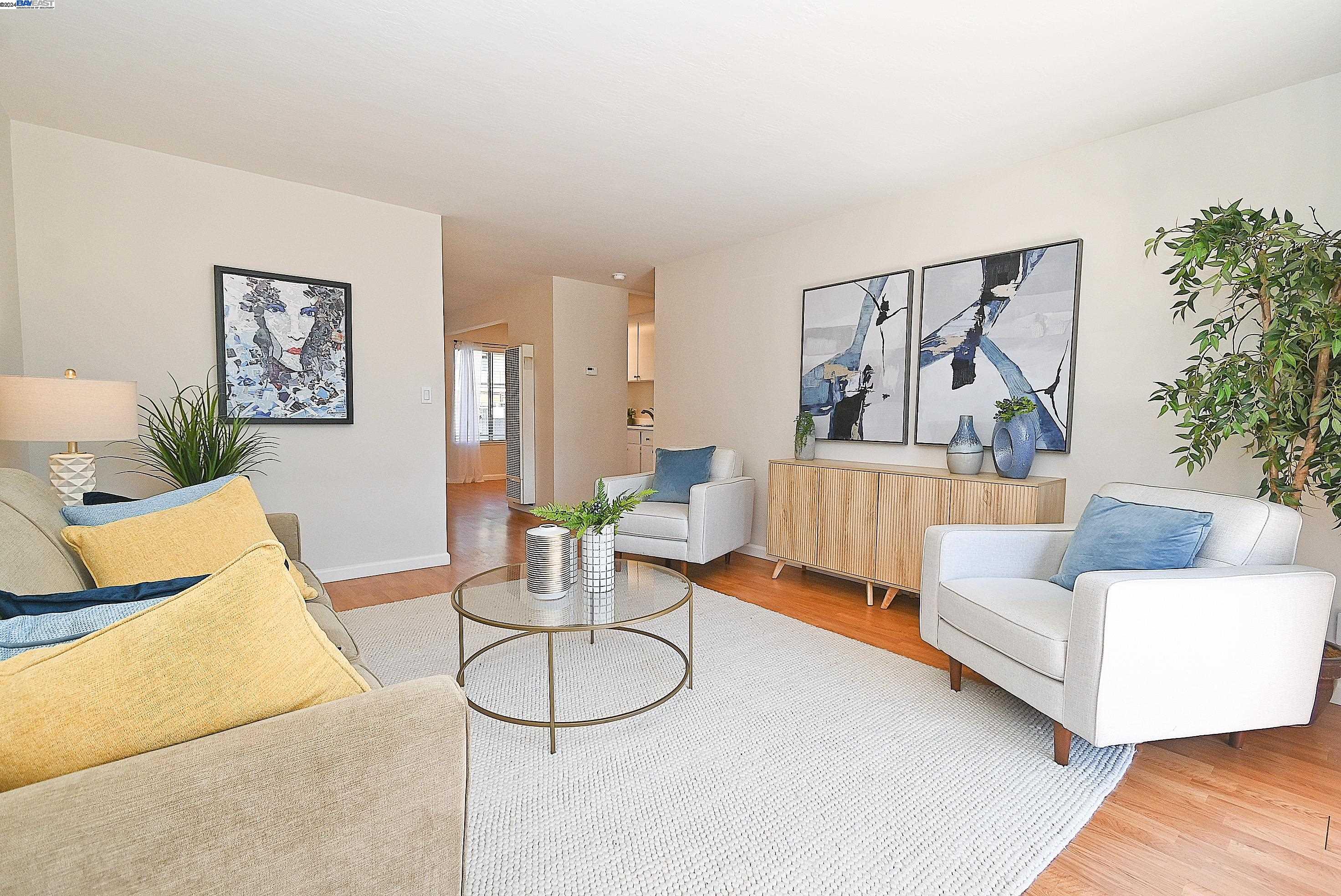 975 Murrieta Blvd # 25
