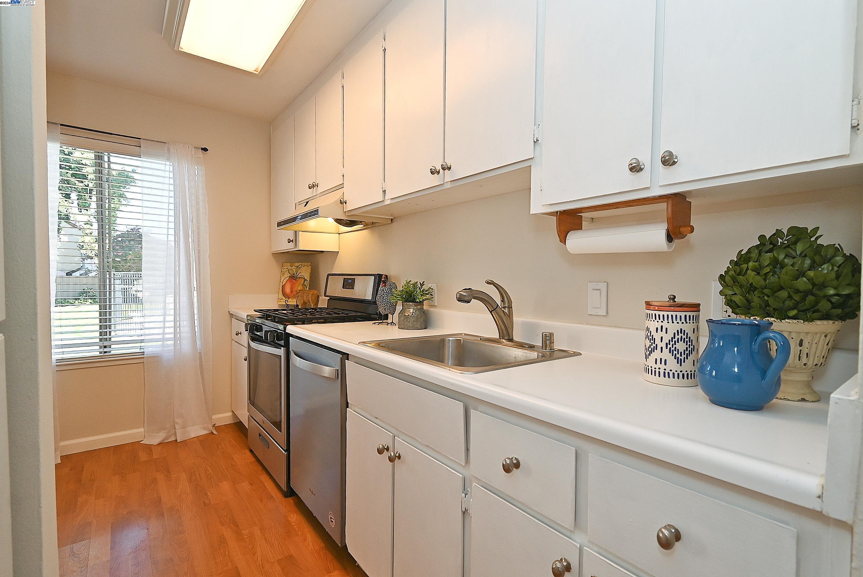 975 Murrieta Blvd # 25