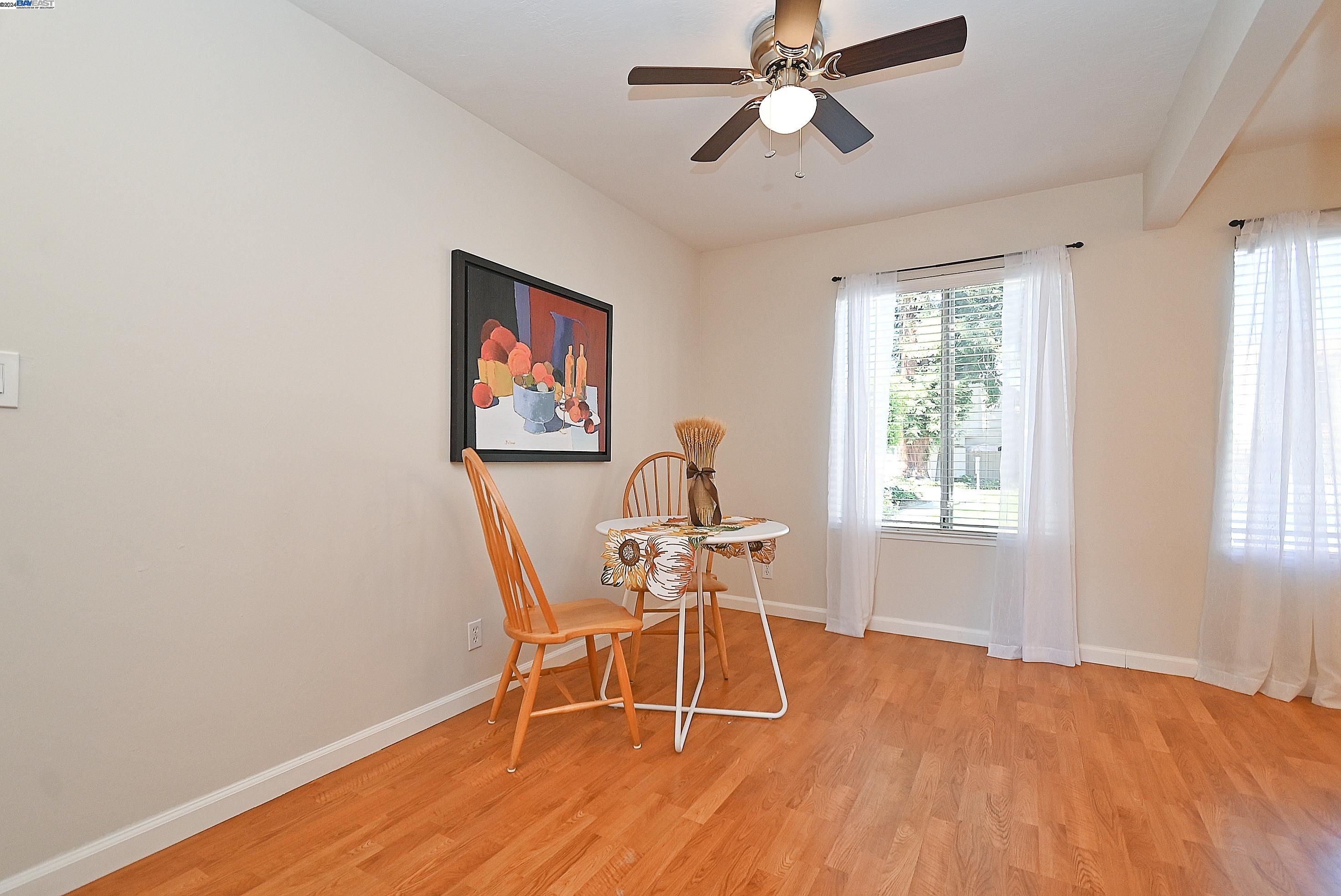 975 Murrieta Blvd # 25