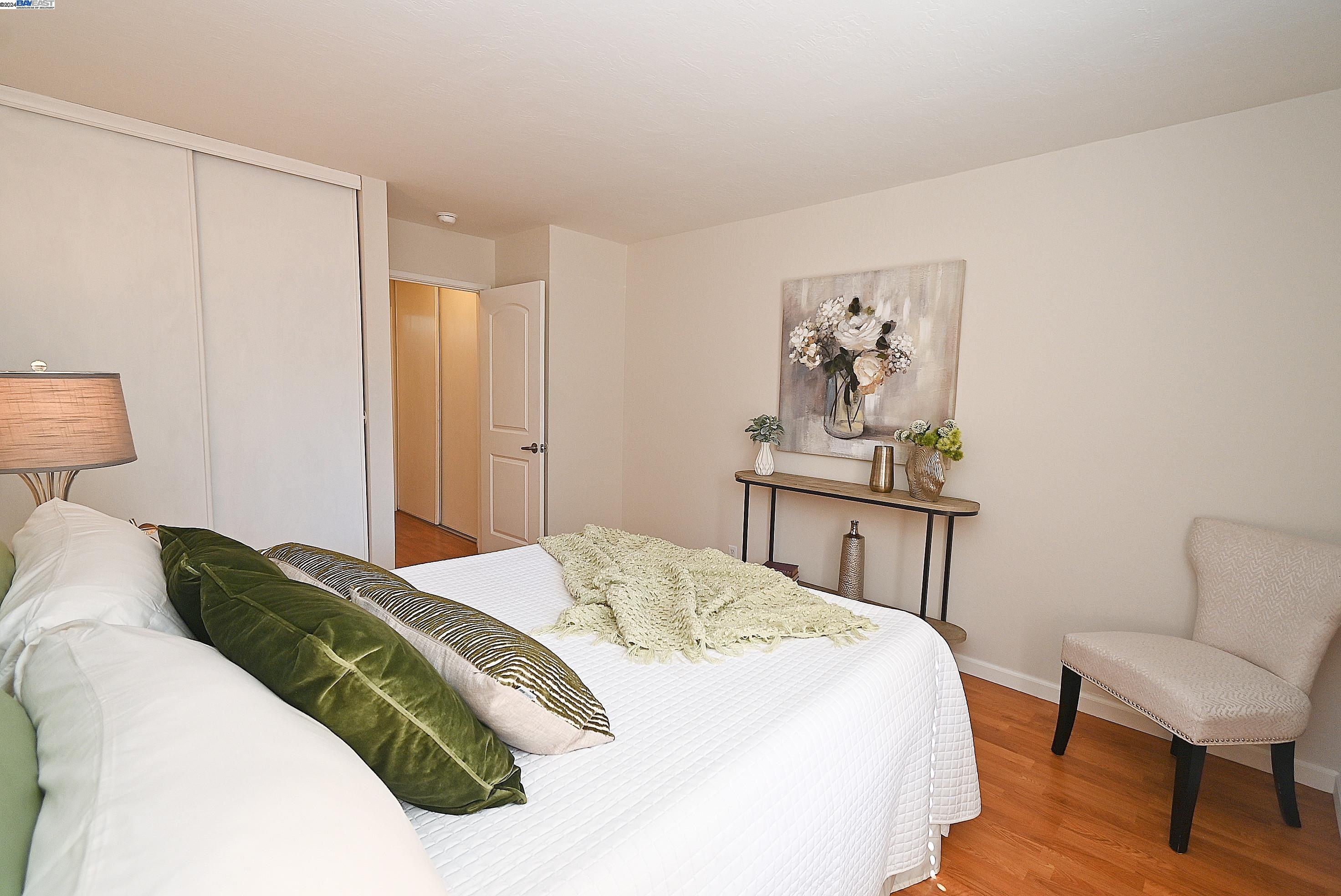 975 Murrieta Blvd # 25