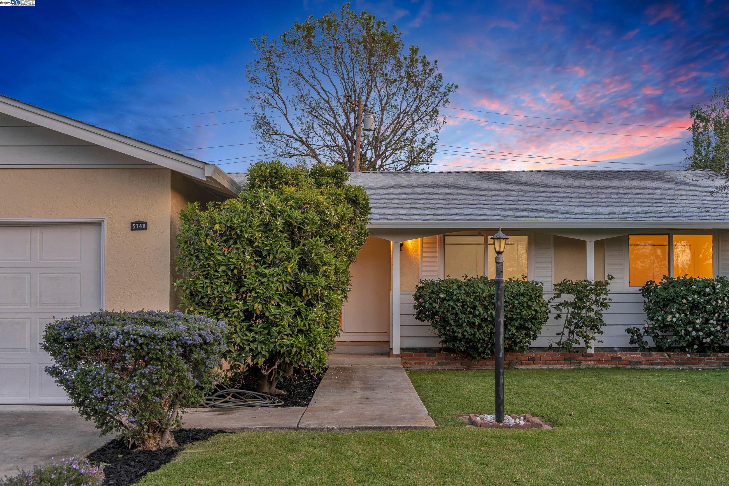 5149 Irene Way