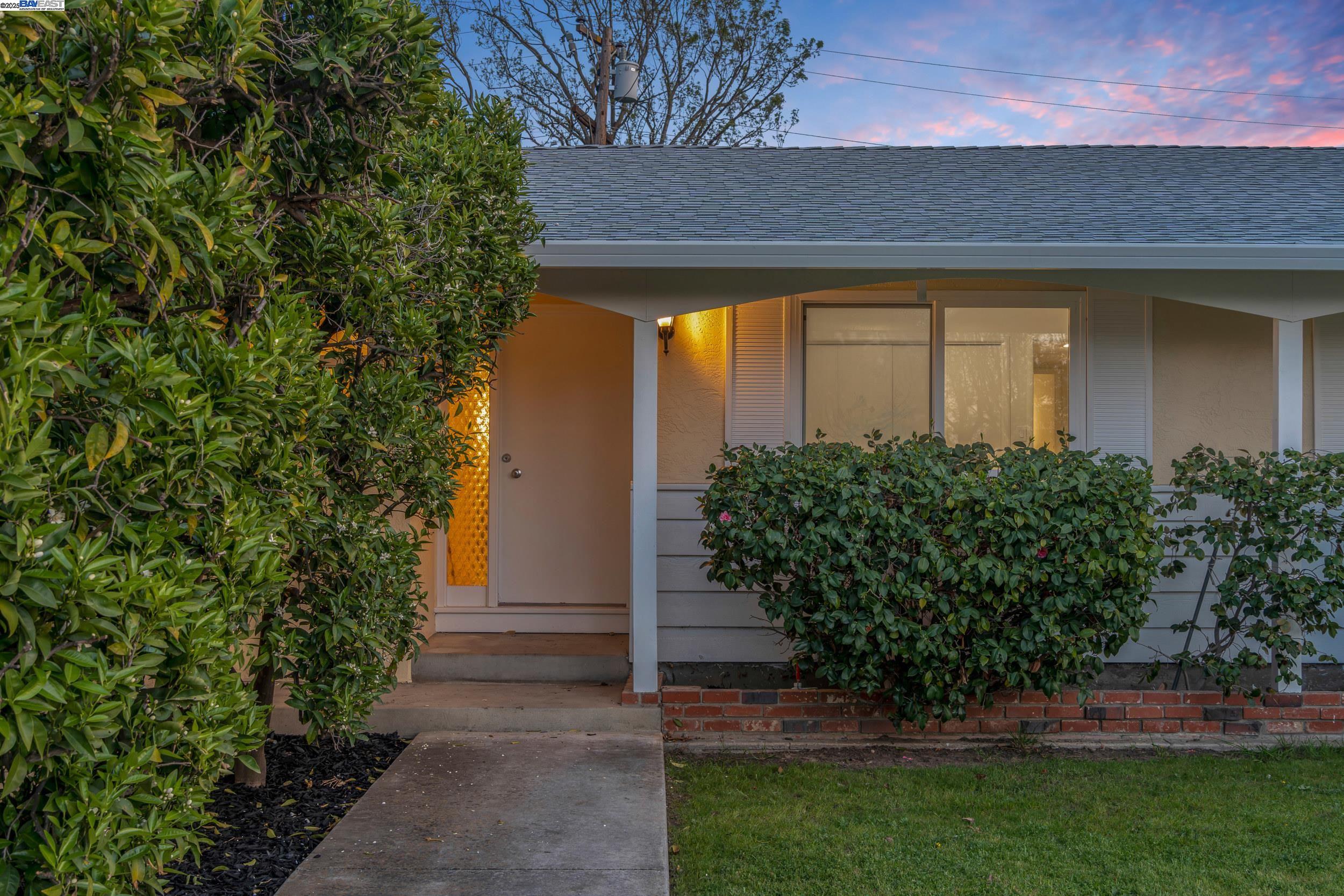 5149 Irene Way