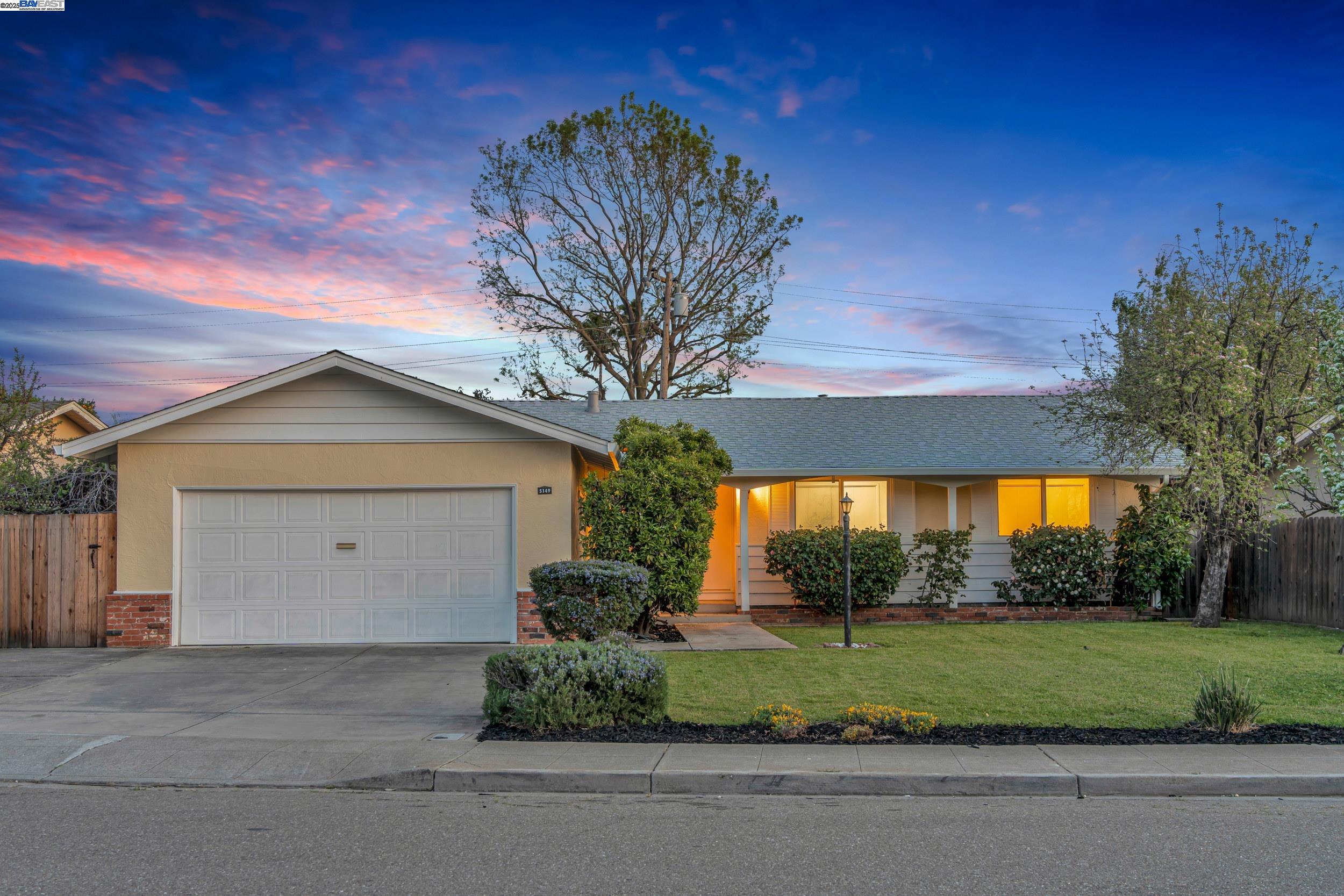 5149 Irene Way