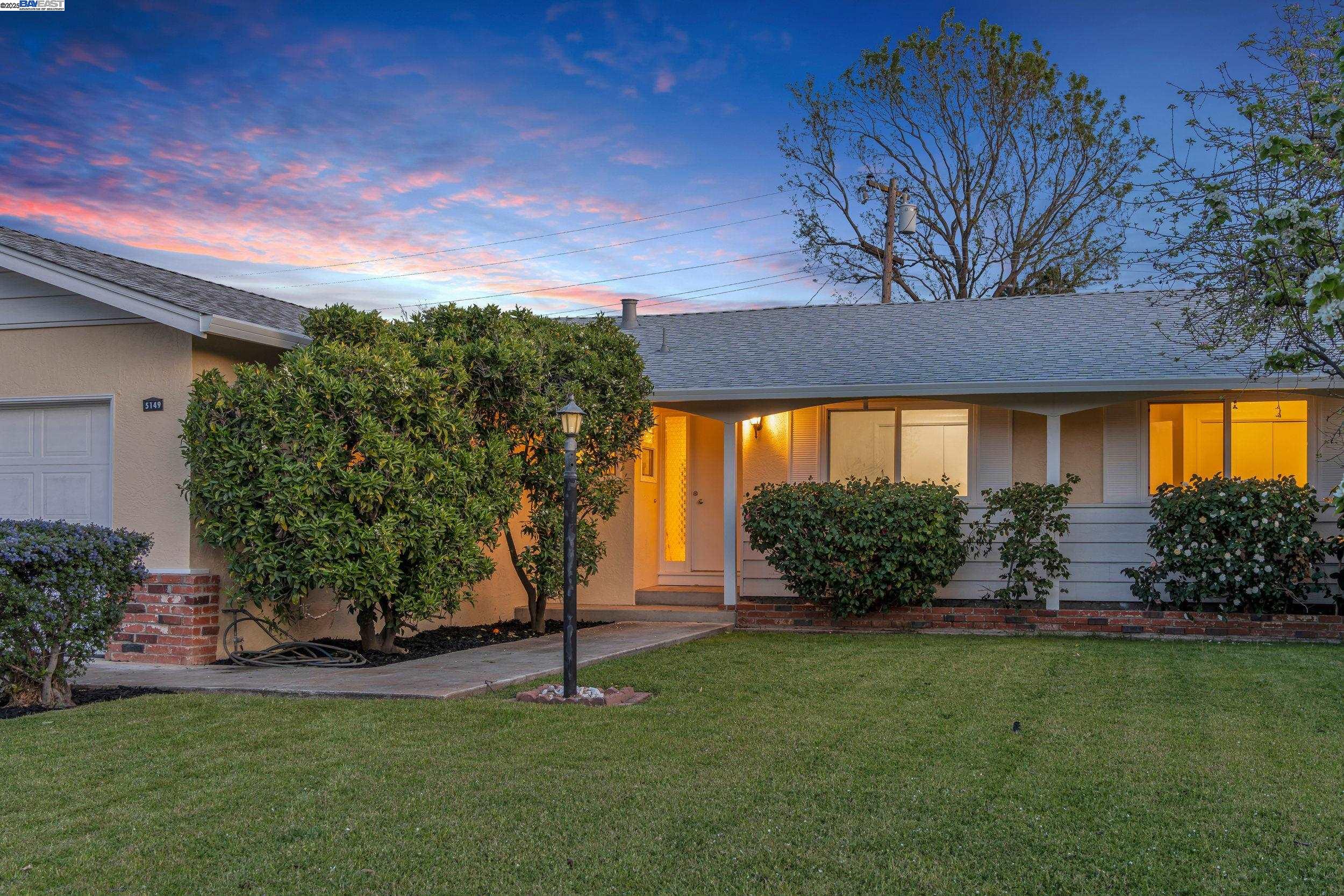 5149 Irene Way