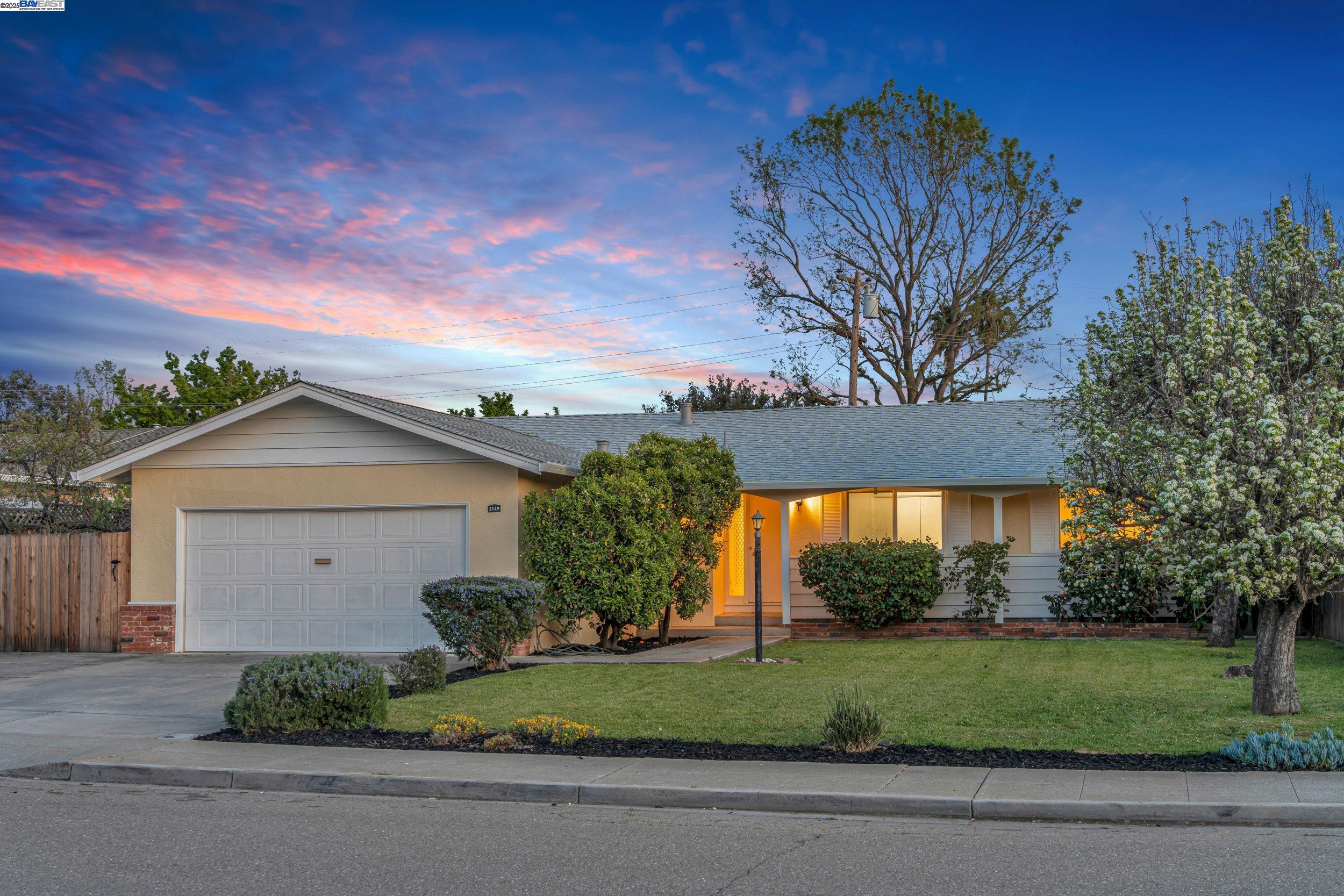 5149 Irene Way