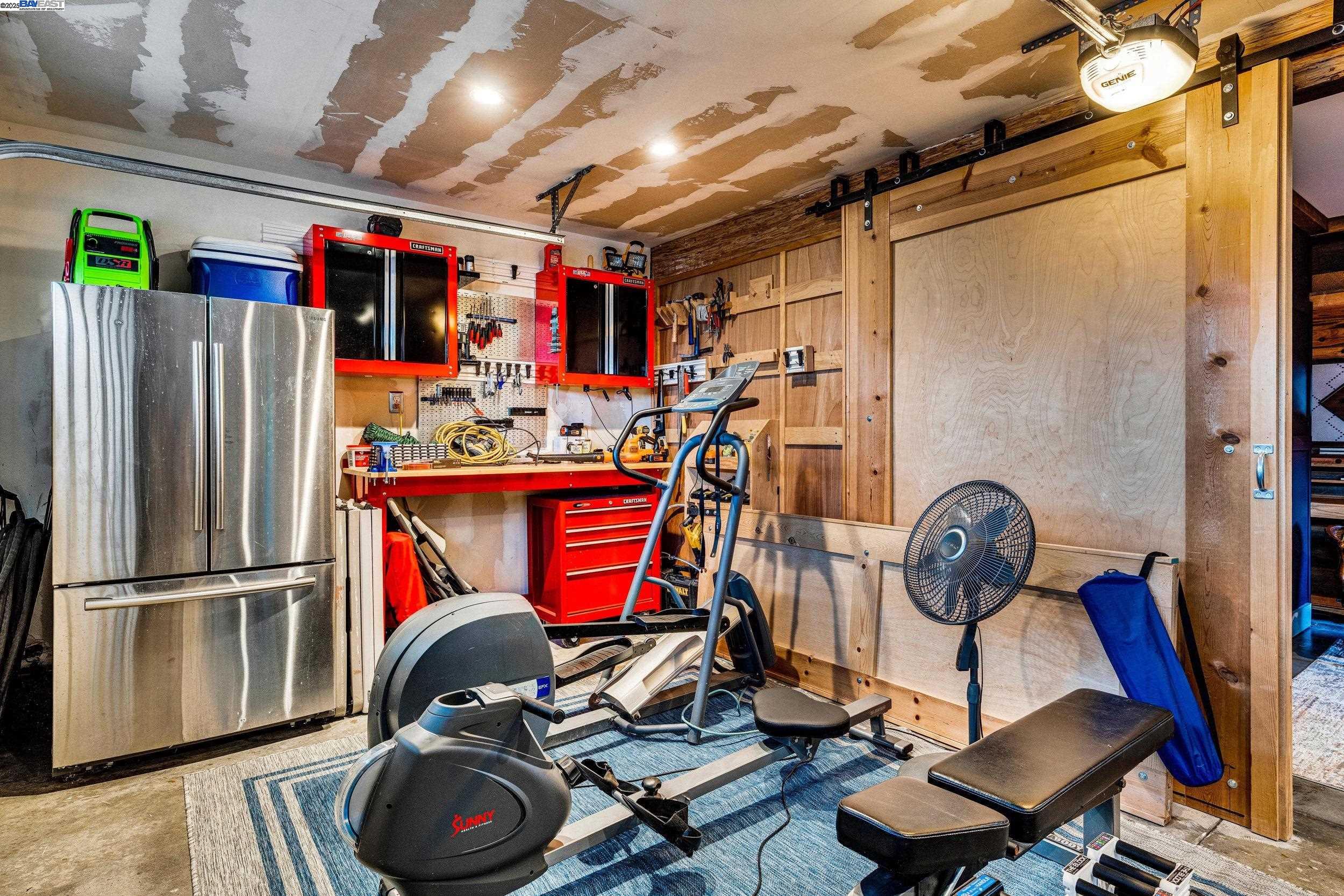 786 Bonita Ave