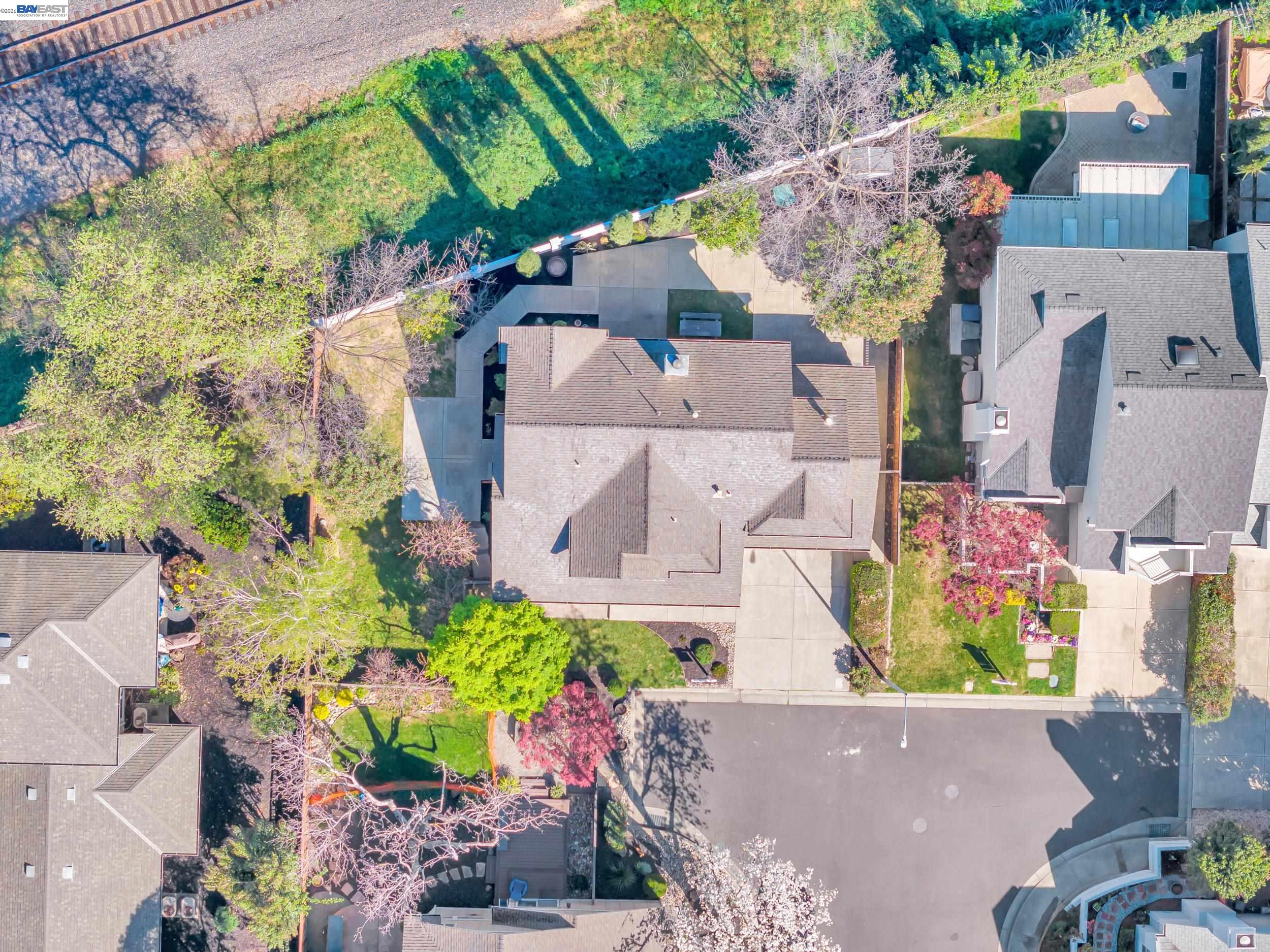 282 Del Valle Ct