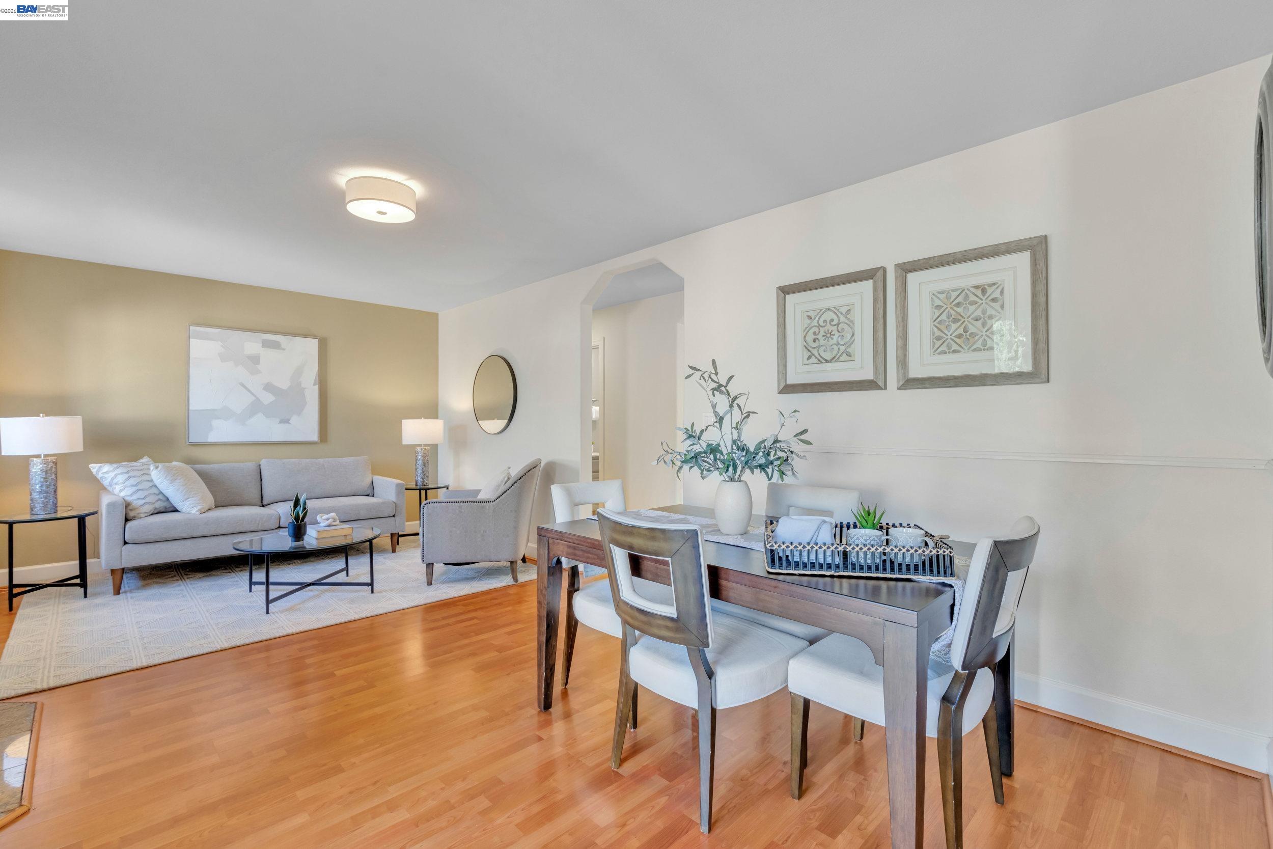 282 Del Valle Ct