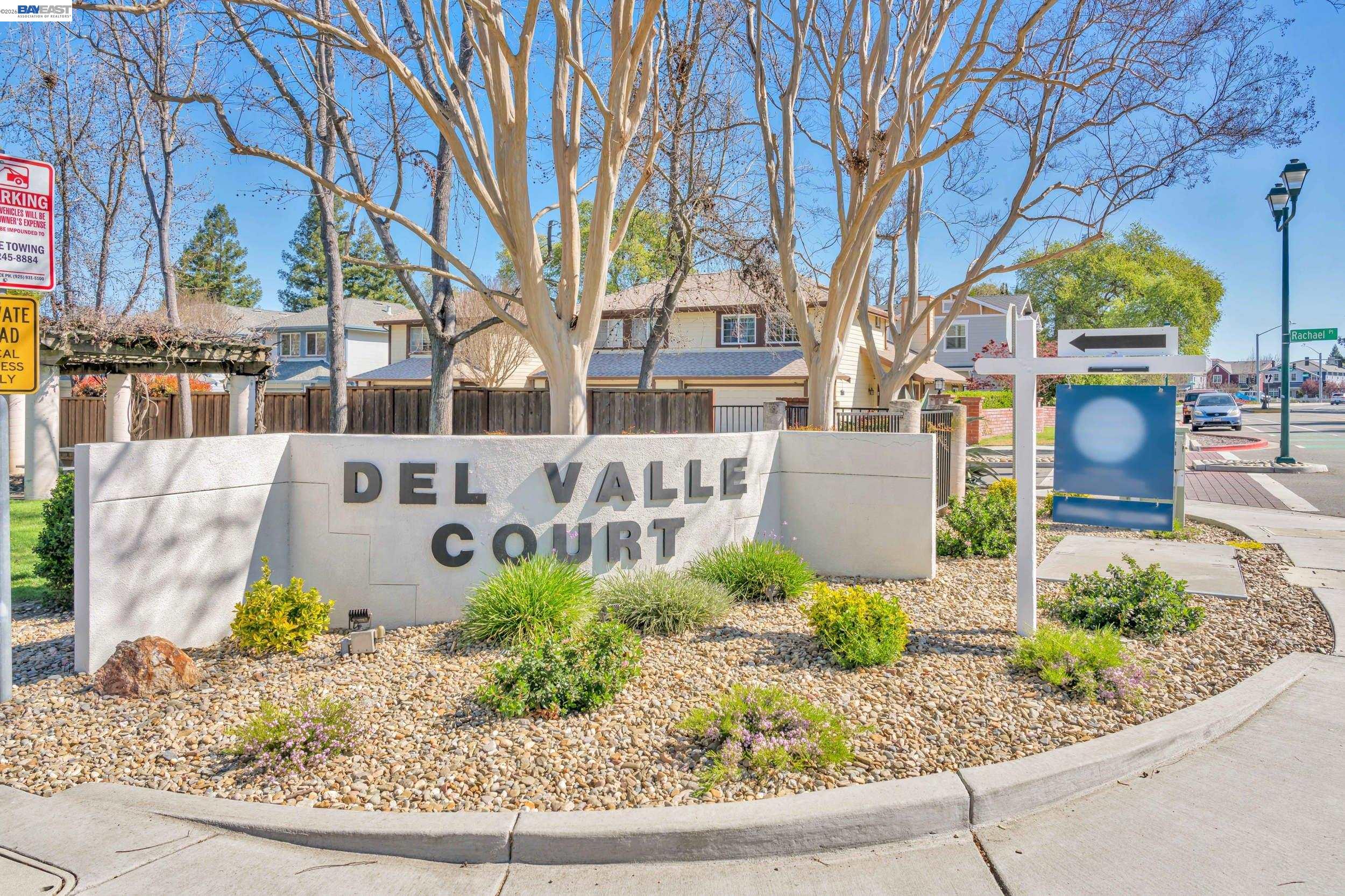 282 Del Valle Ct