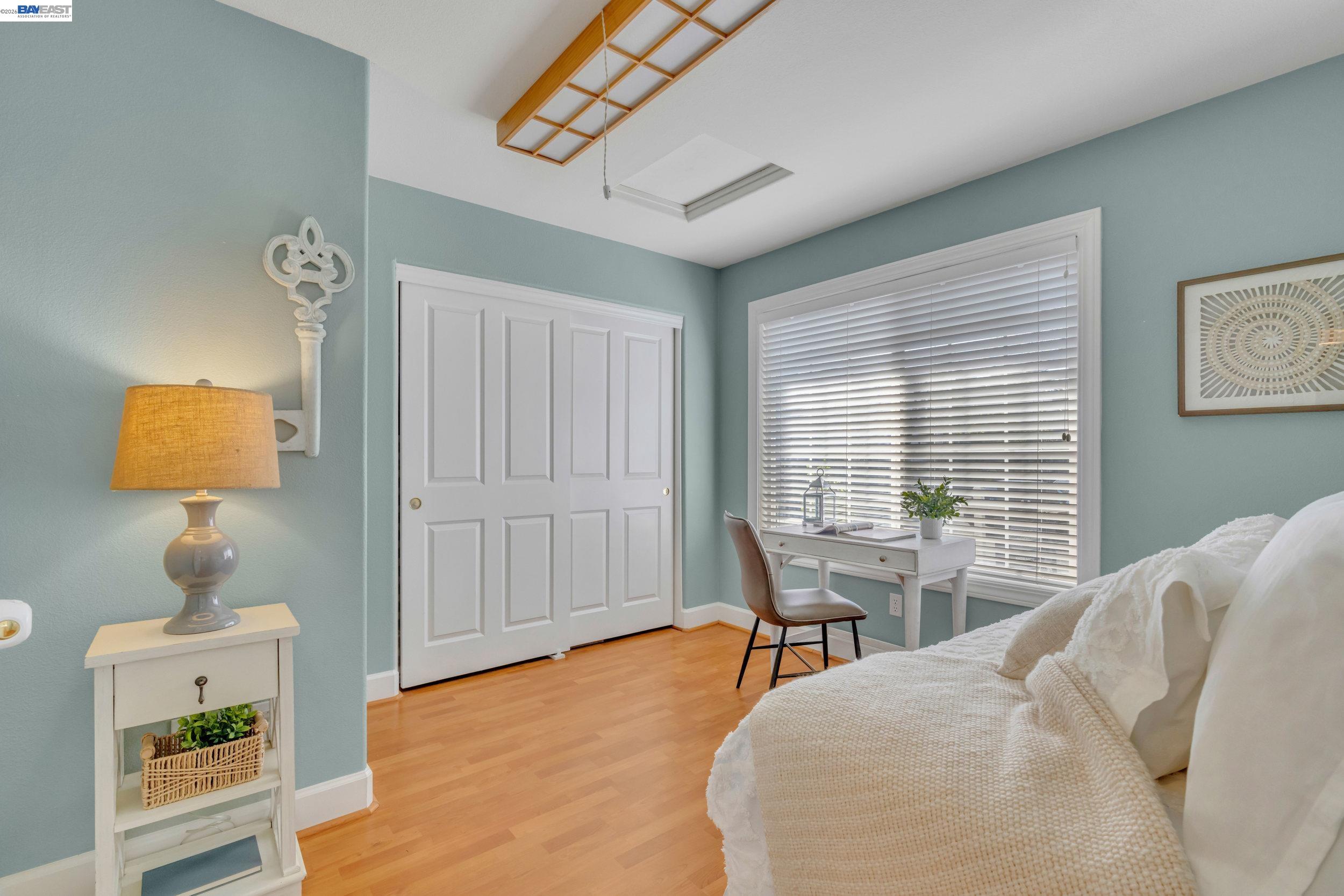 282 Del Valle Ct