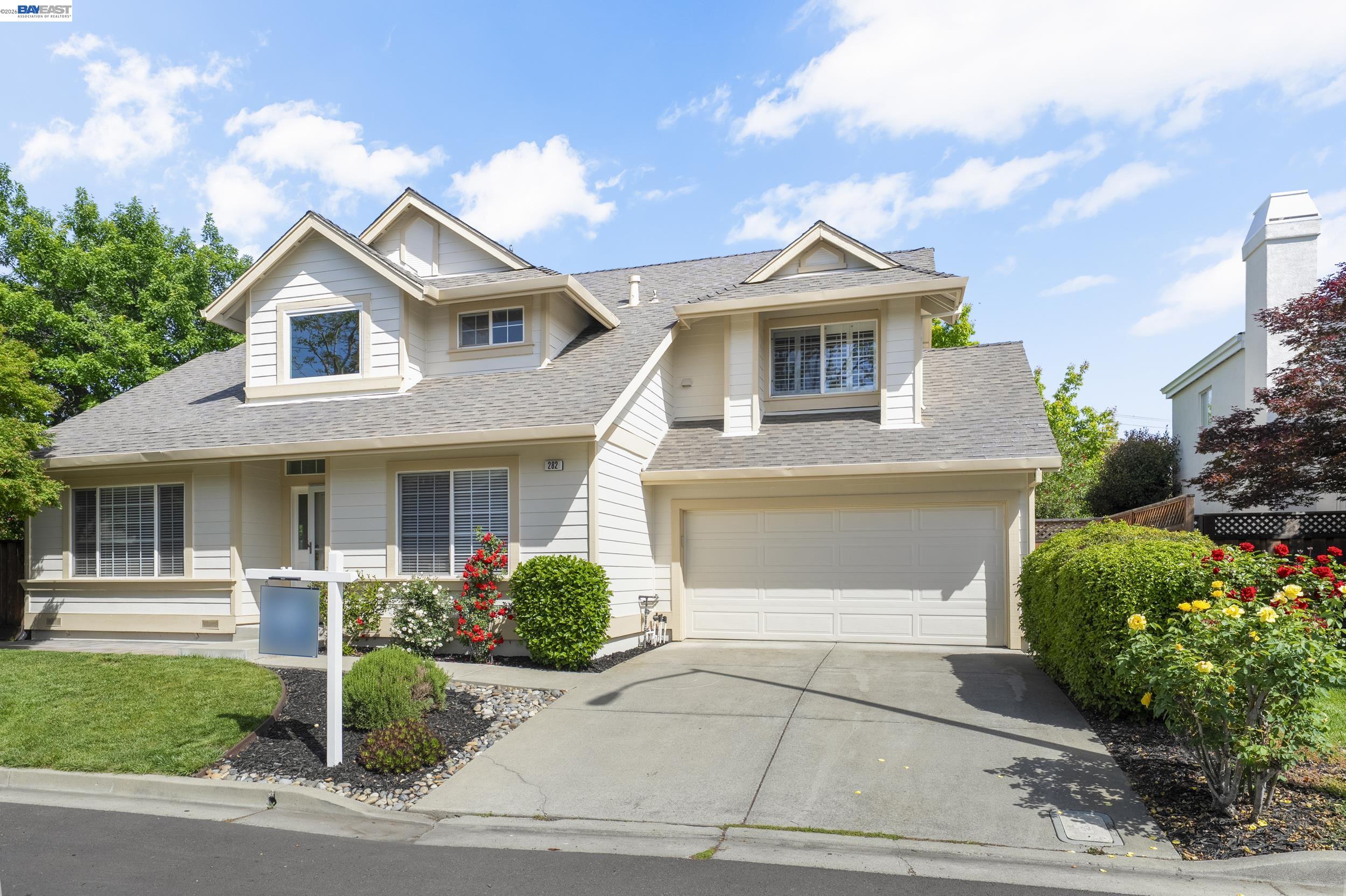 282 Del Valle Ct