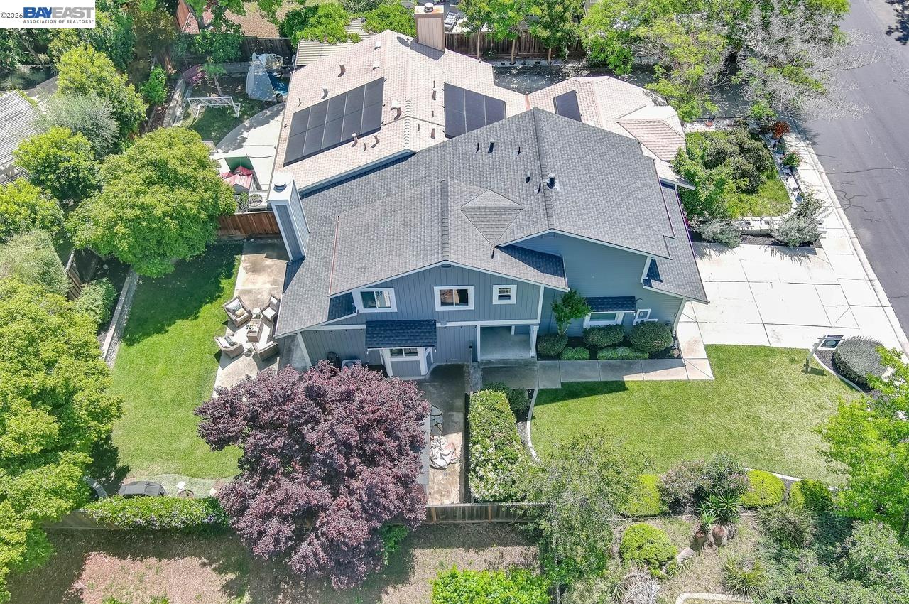 308 Mulqueeney St