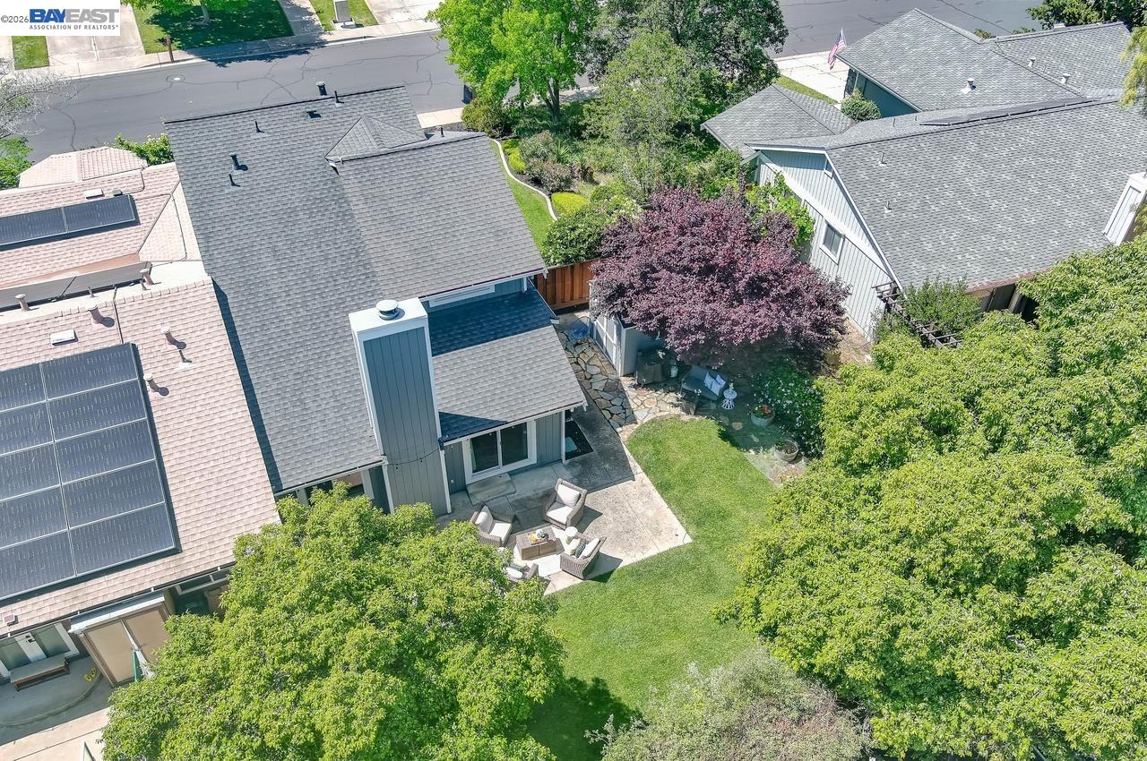 308 Mulqueeney St