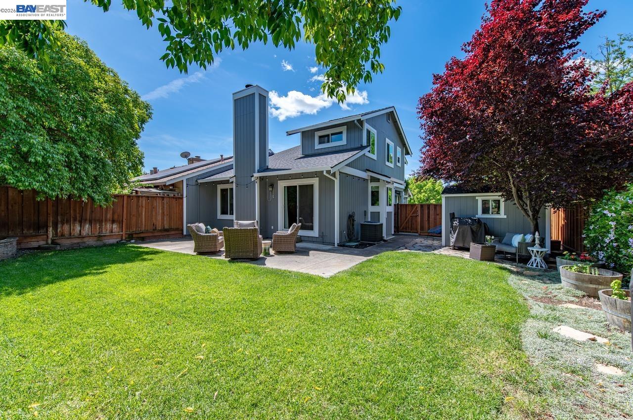 308 Mulqueeney St