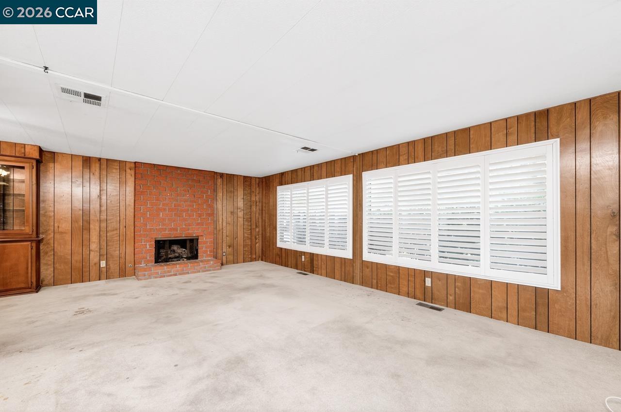 1201 Monument Blvd SPC 66