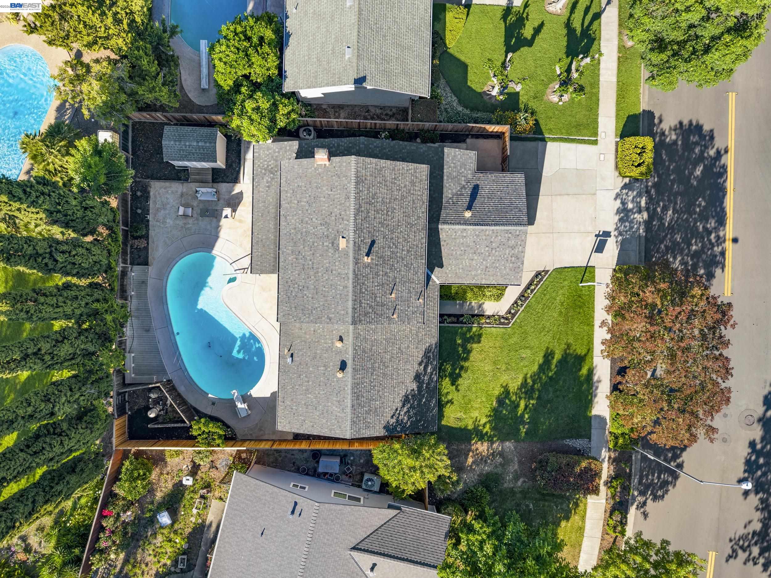 5895 Black Ave