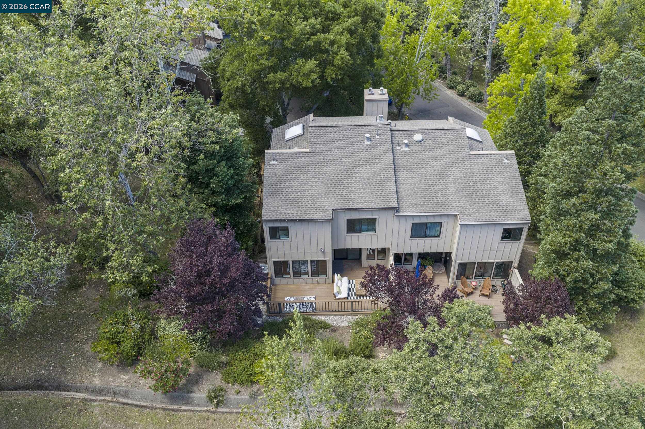 28 Curlew Way