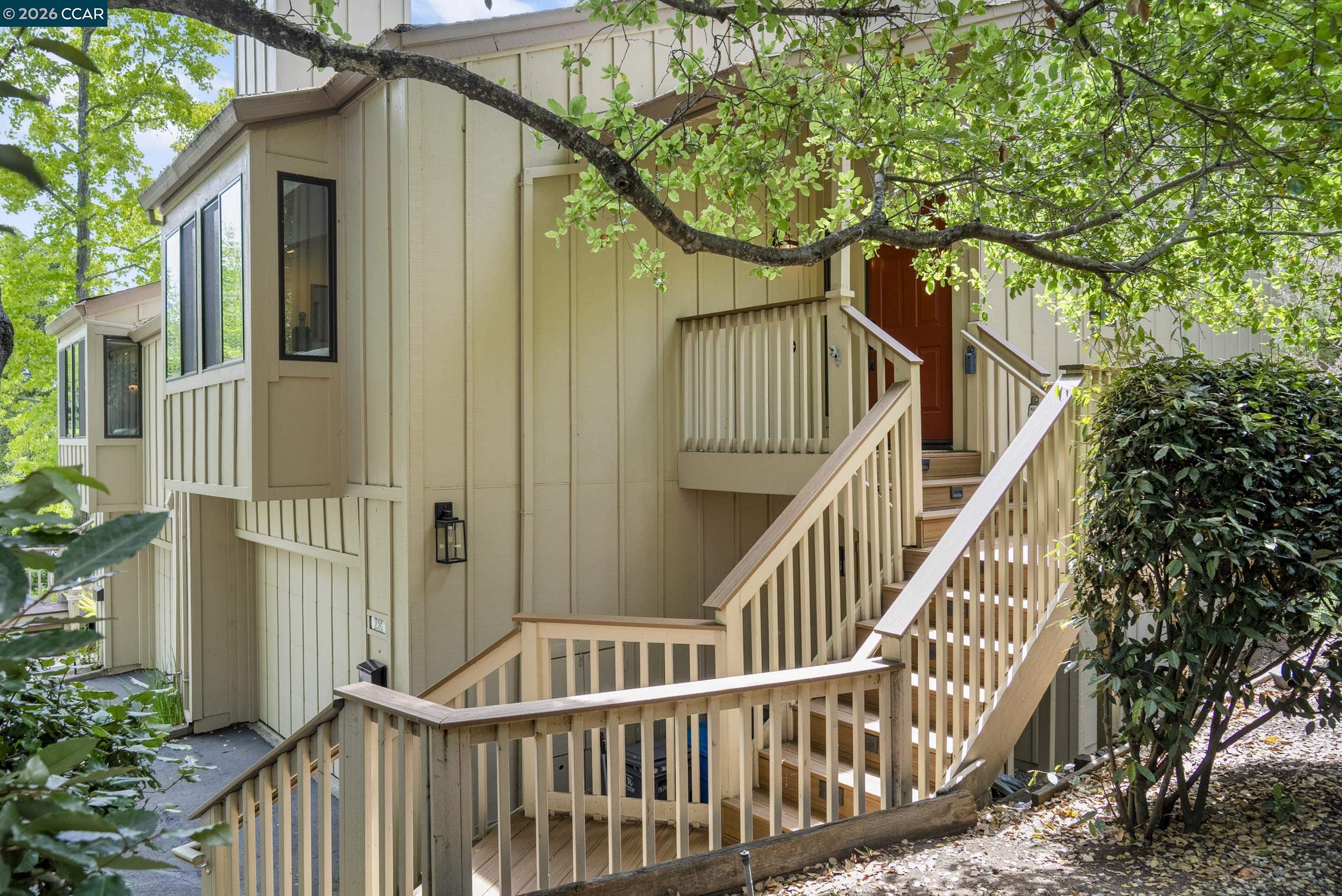 28 Curlew Way