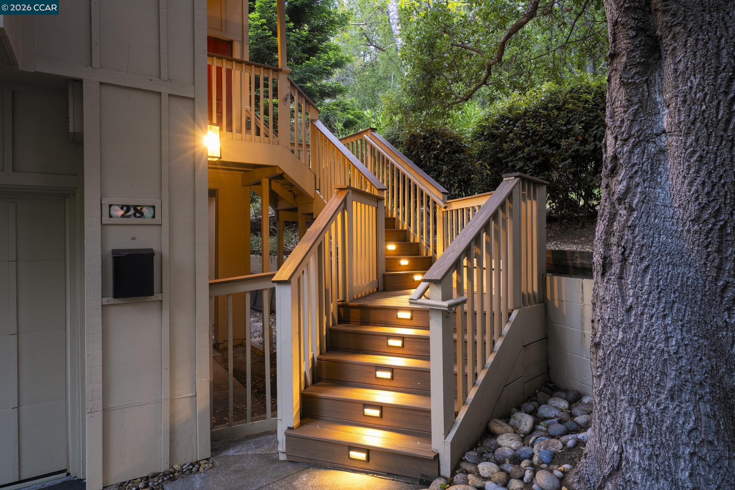 28 Curlew Way