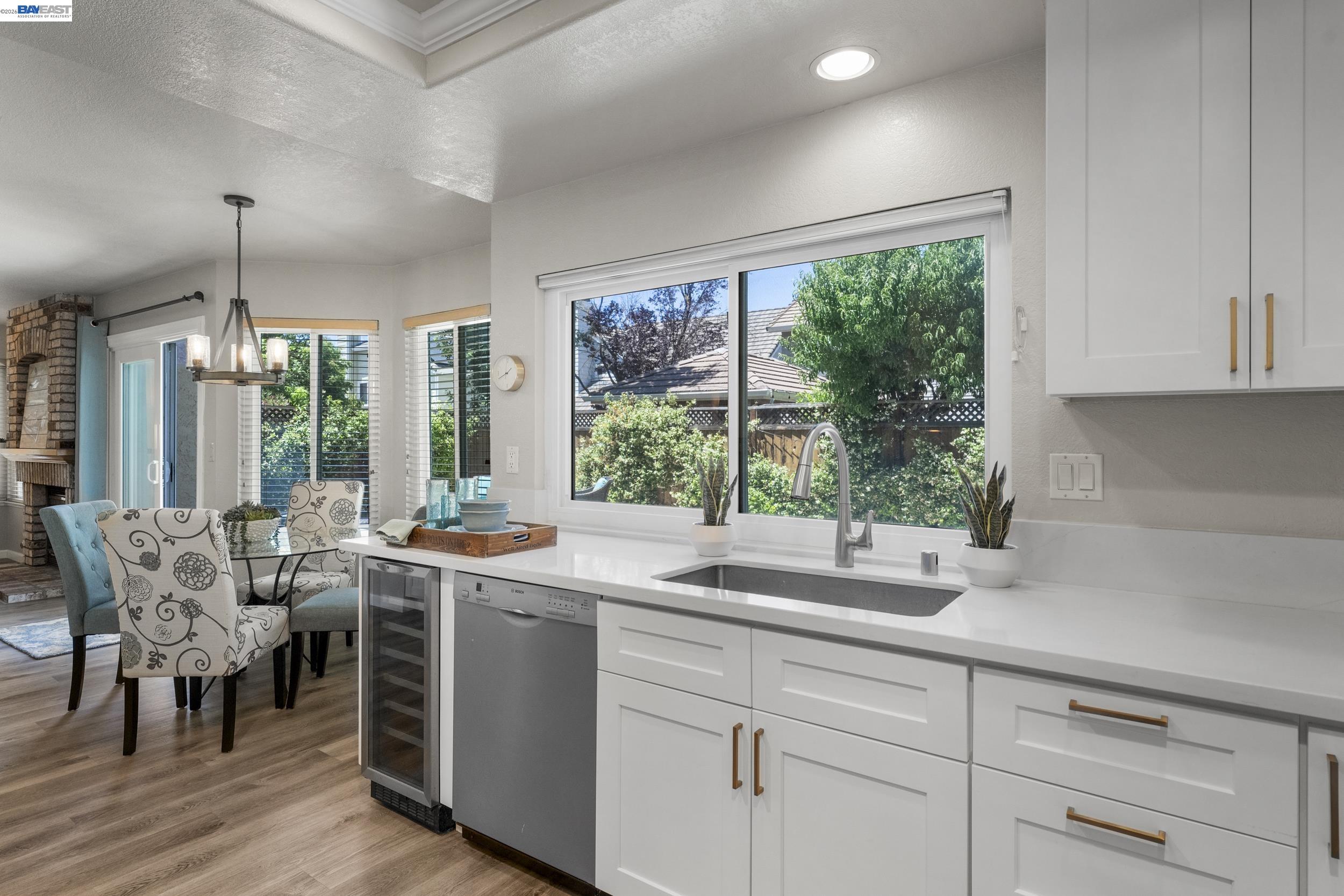 3411 Park Pl