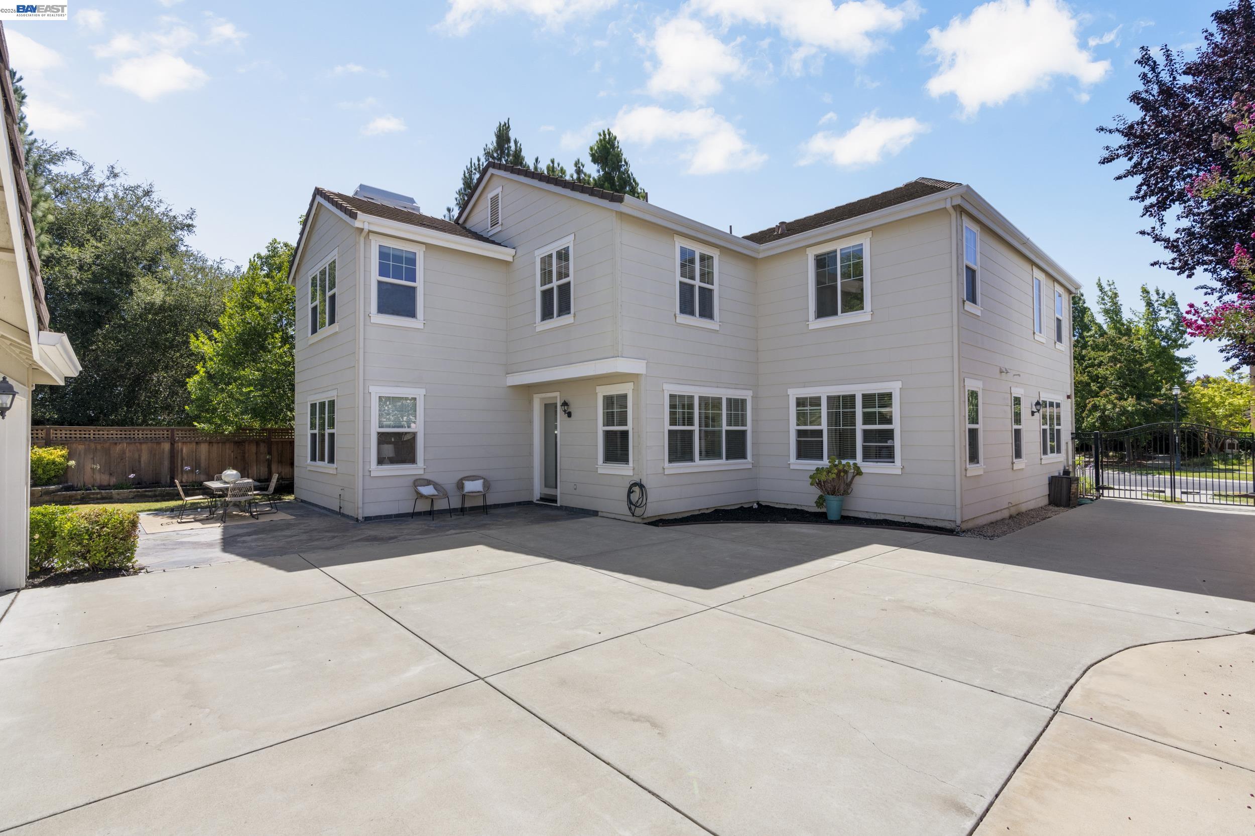 5698 Carnegie Way