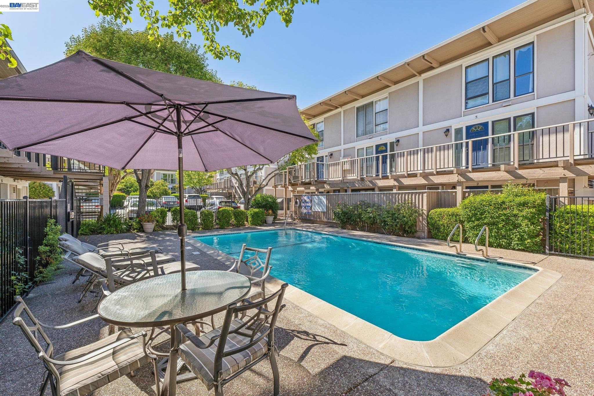 2133 Donald Dr # 18