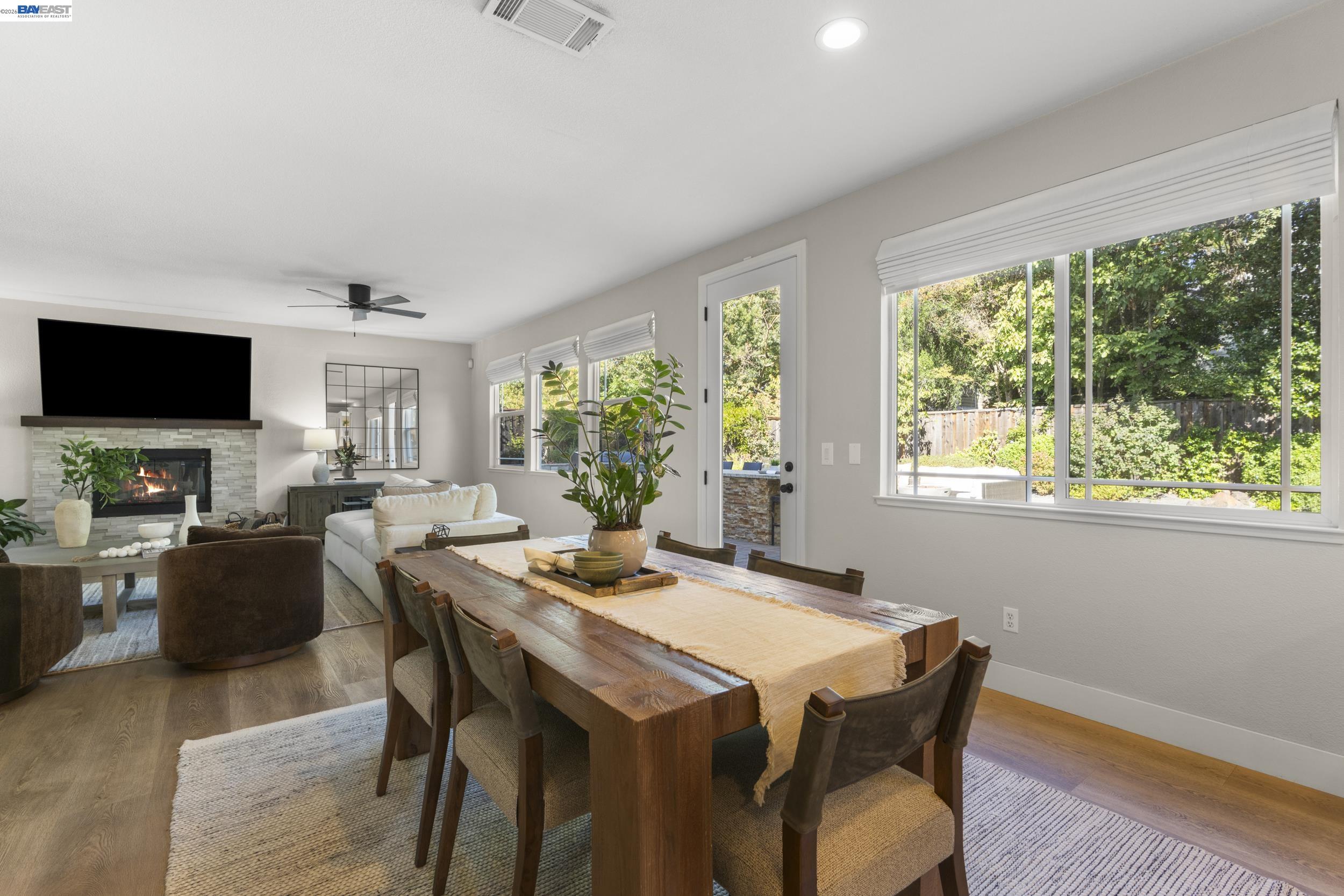5510 Calico Ln