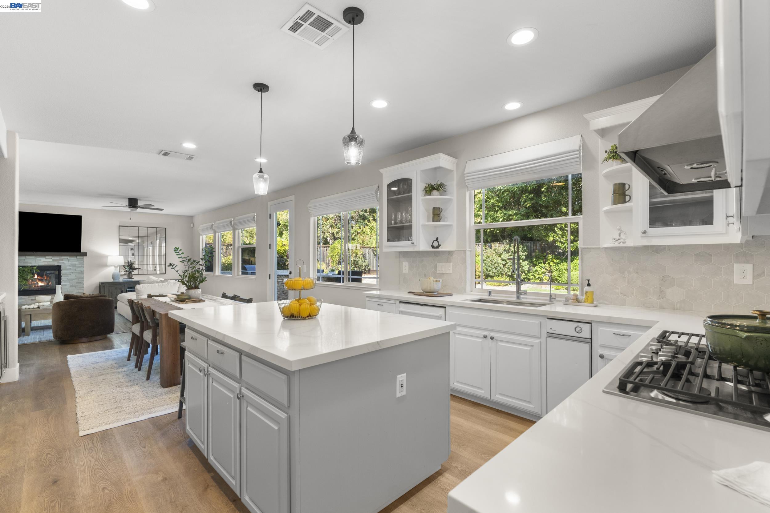 5510 Calico Ln